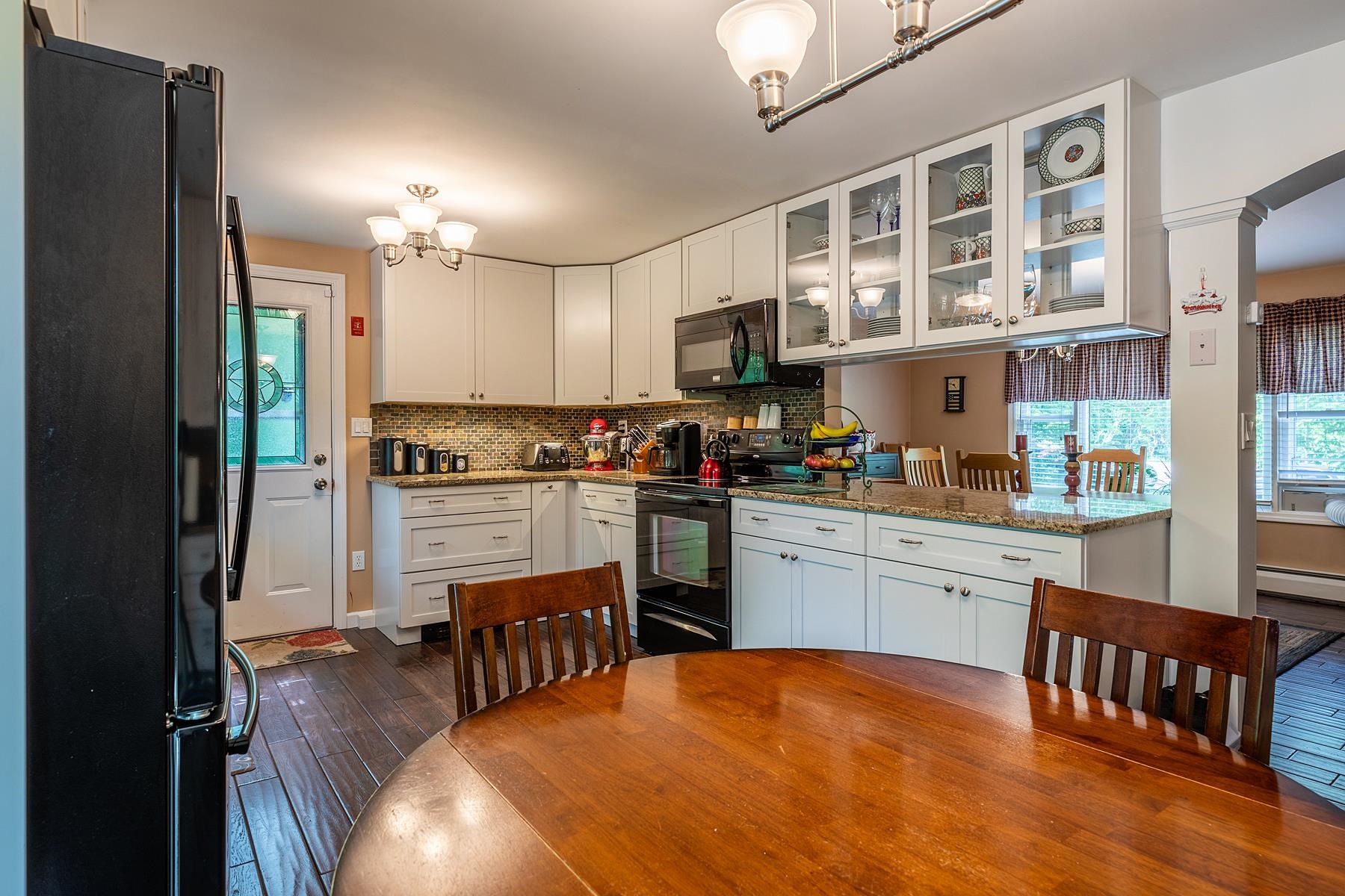 Photo 3 of Single family home for sale at 393 Morse Hill Rd, Dorset, VT 05253 | MLS# 5084308 | Listing updated on 2026-09-29