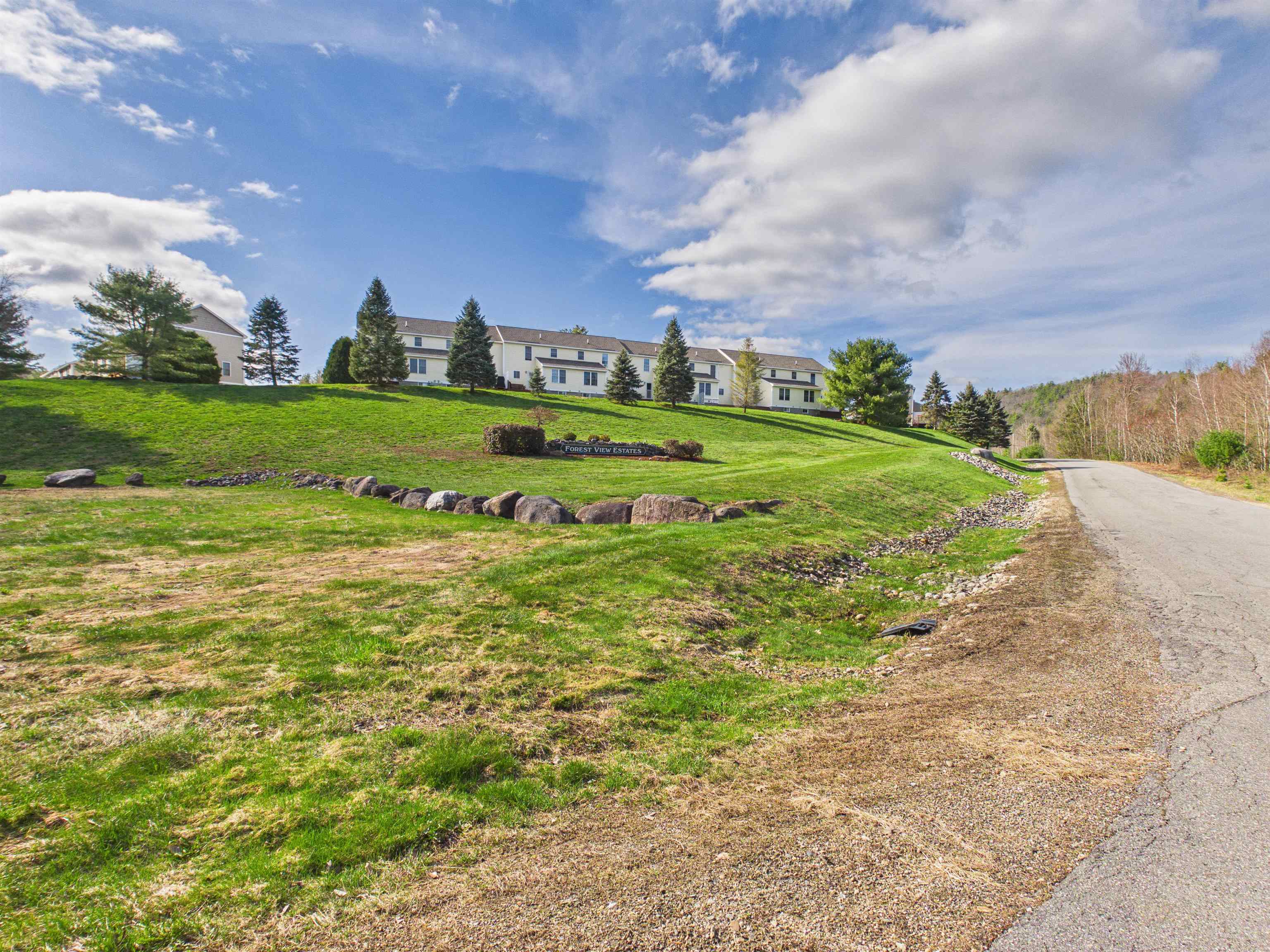 28 Owens Dr #106, Swanzey, NH 03446