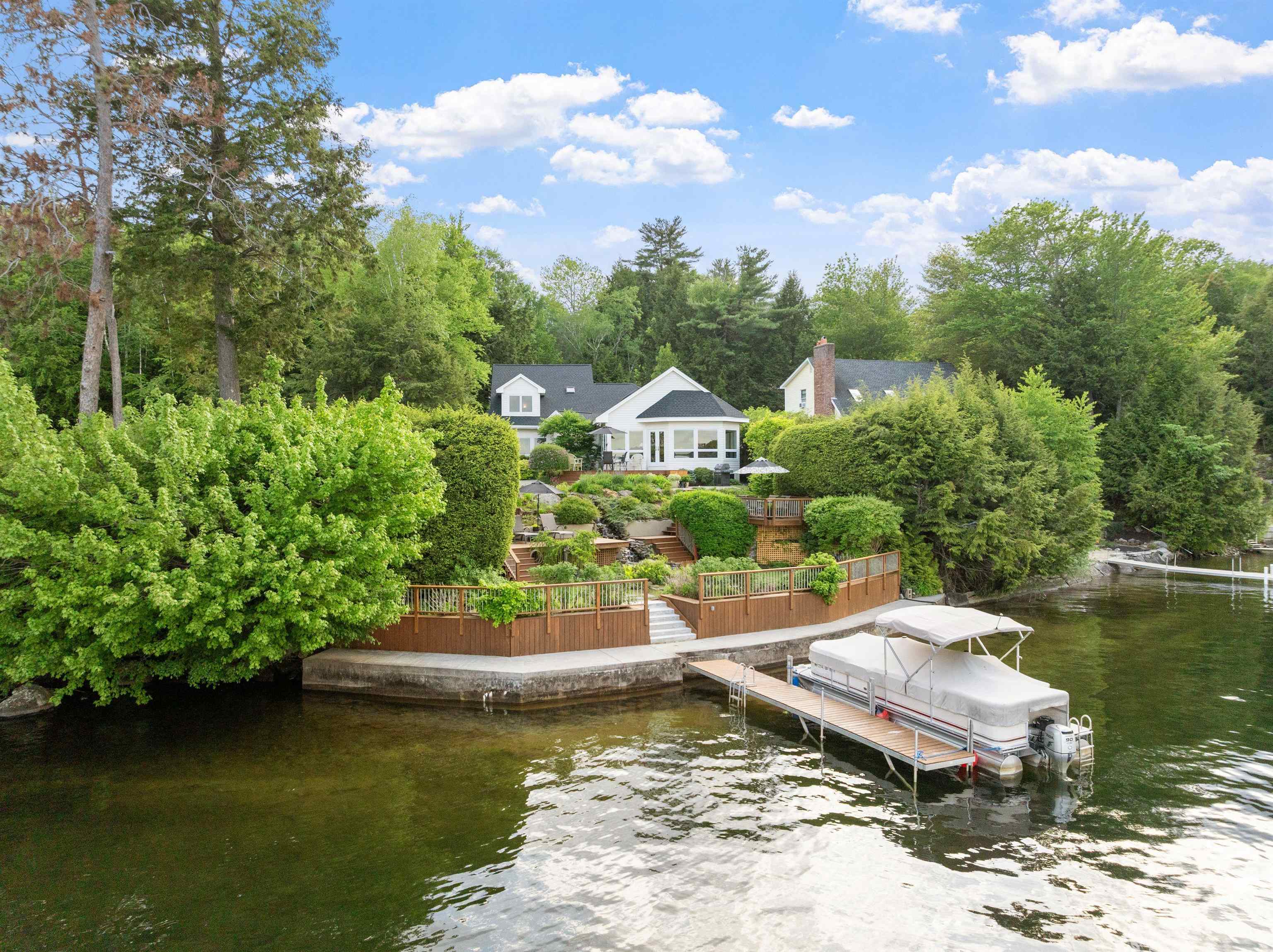 34 Briarwood Ave, Sanbornton, NH 03269