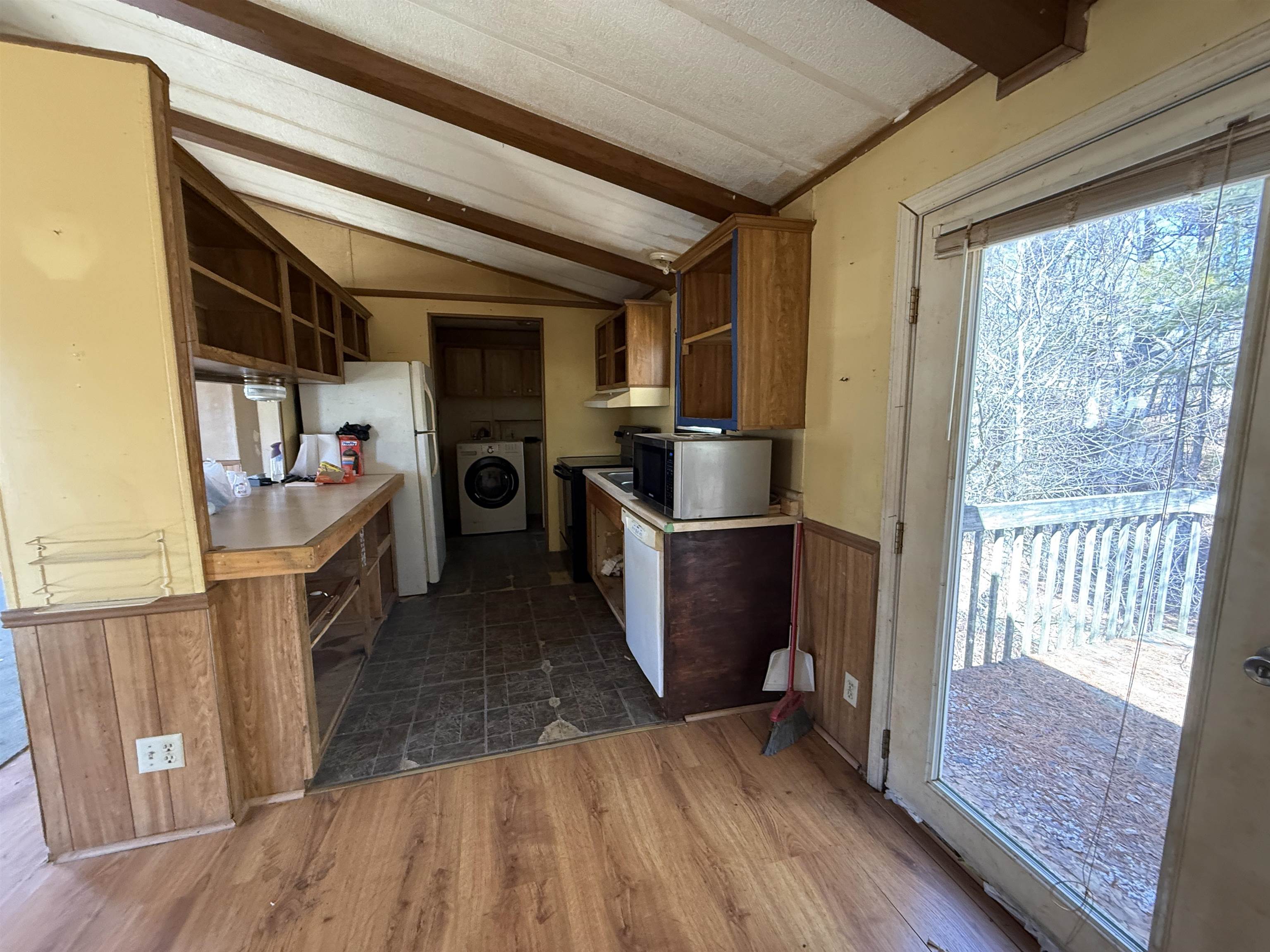 8 Spring Brook Rd, Newport, NH 03773