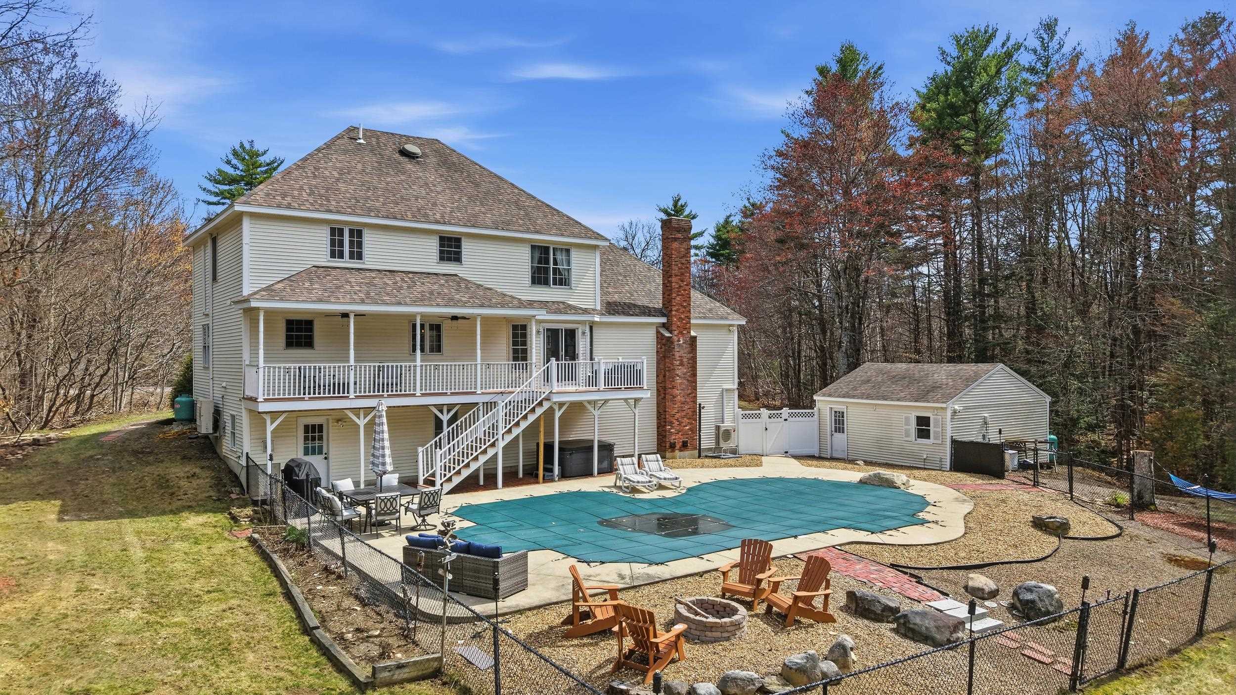 322 Meadow Fox Ln, Chester, NH 03036