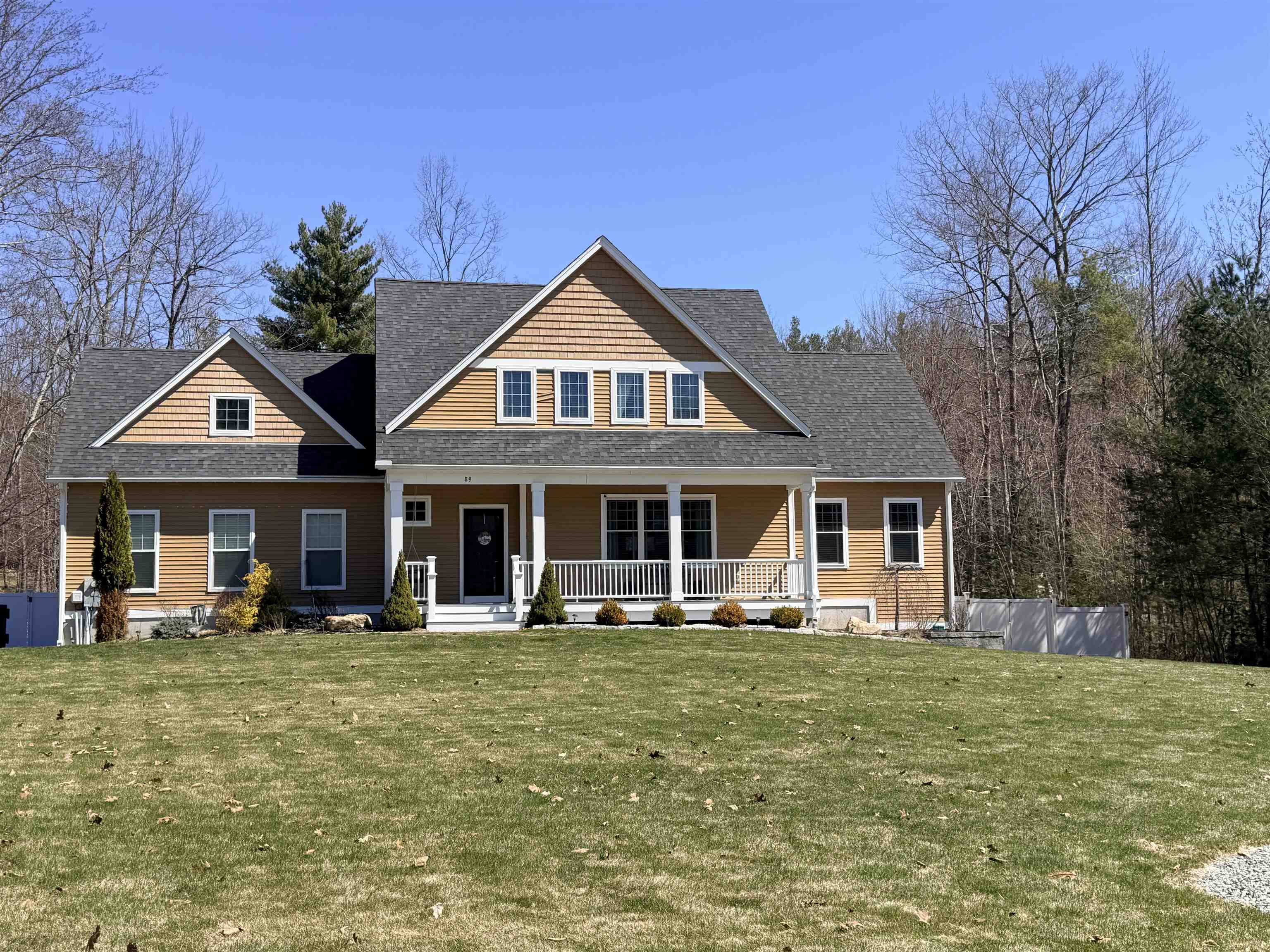 89 Emerald Ln, Dover, NH 03820
