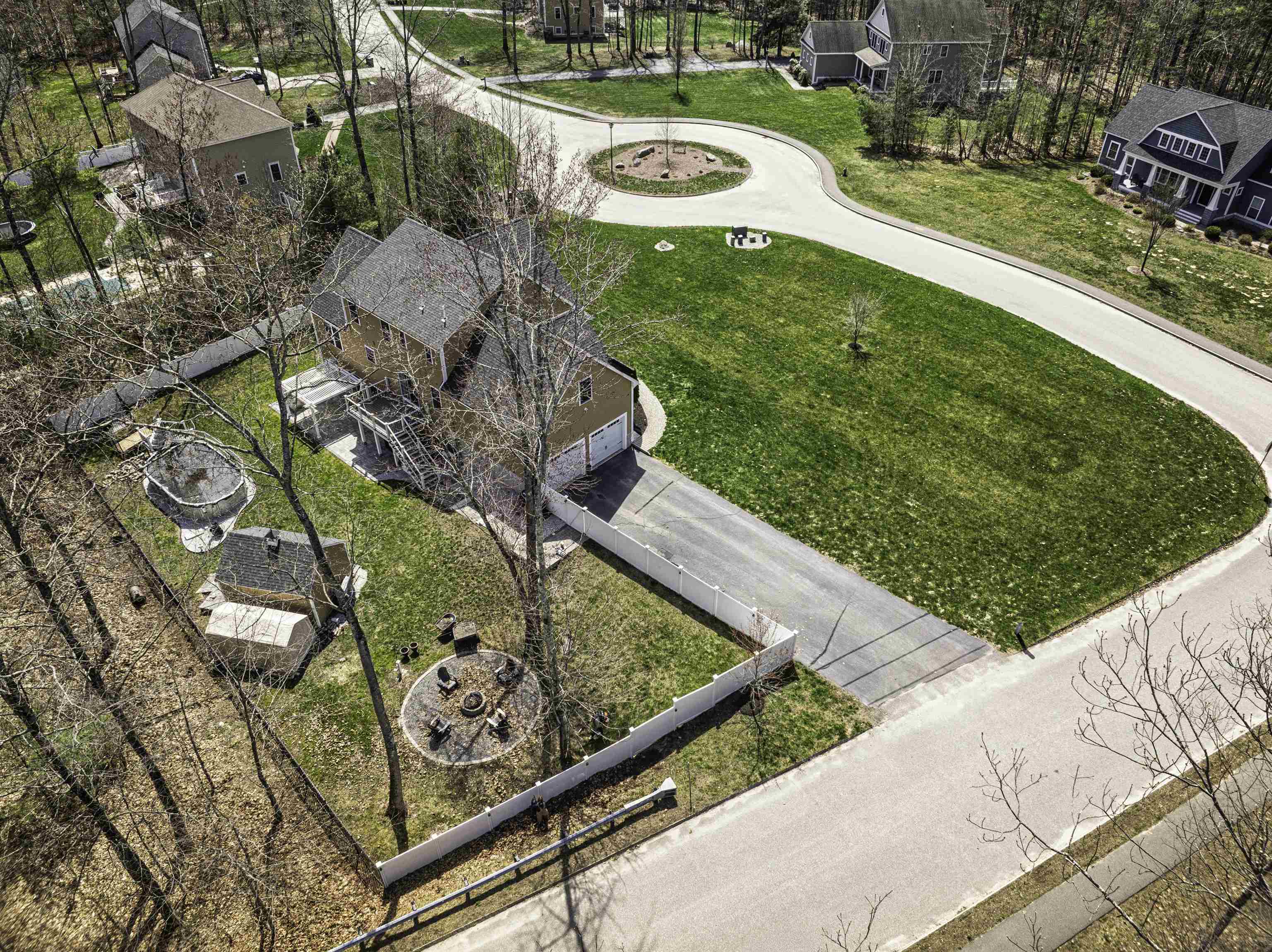 89 Emerald Ln, Dover, NH 03820