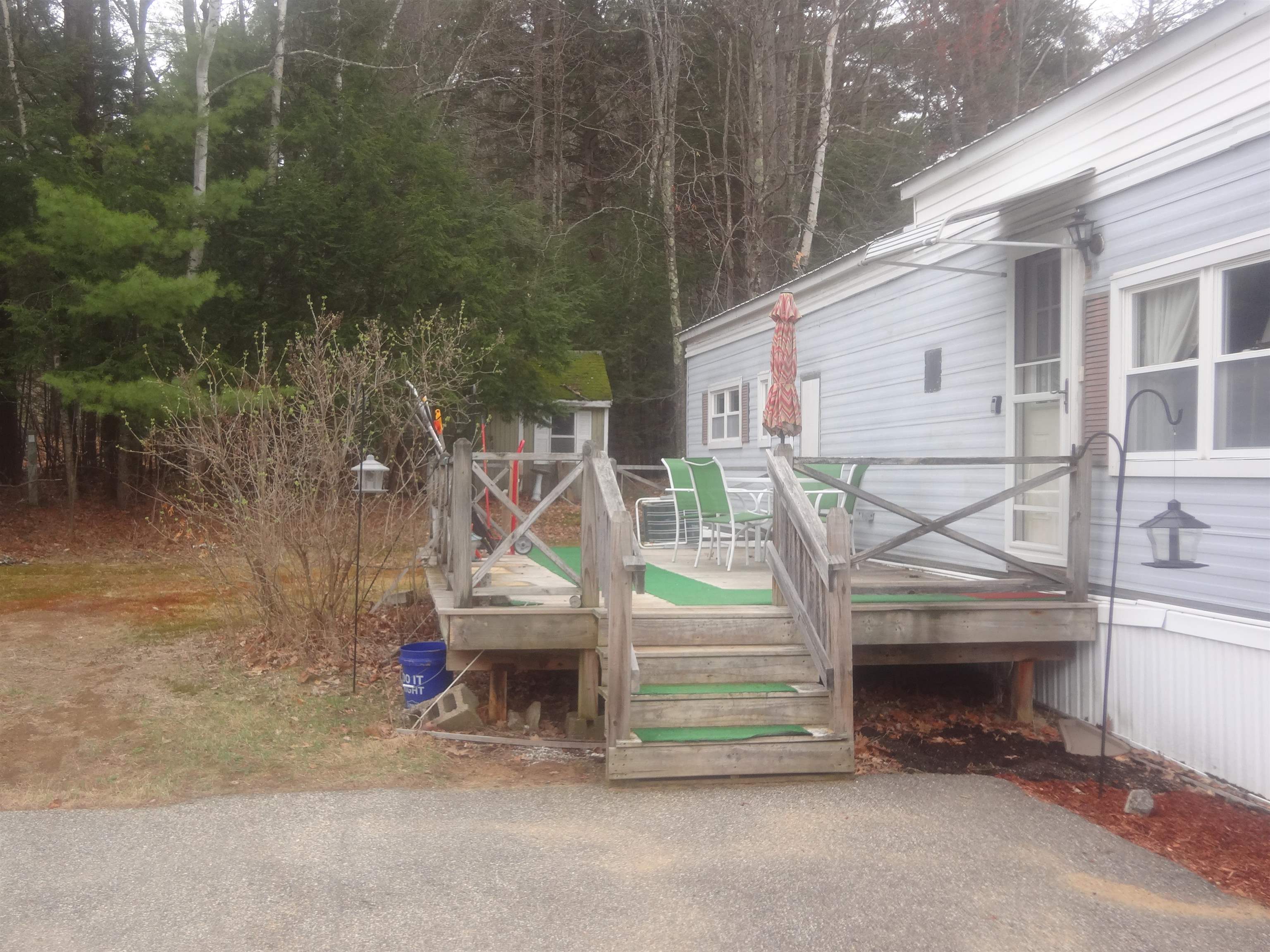 303 Old Lakeshore Road — photo 2