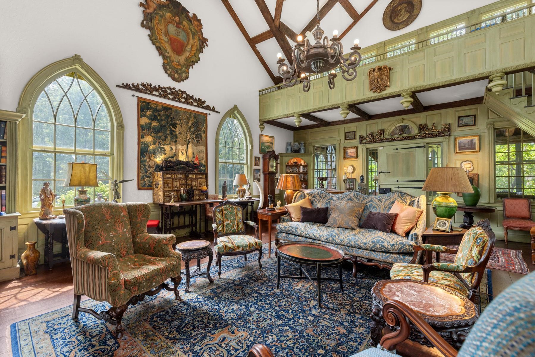 4 Elm Hill Rd, Peterborough, NH 03458