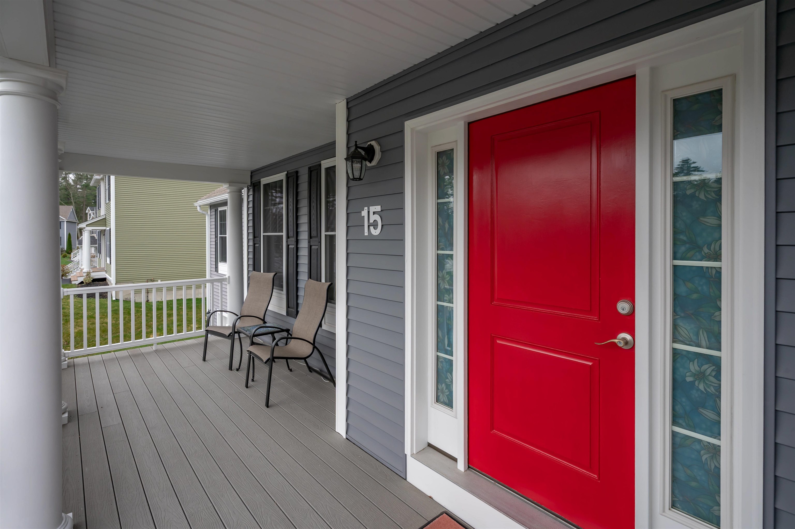 15 Schwinn Dr, Nashua, NH 03062