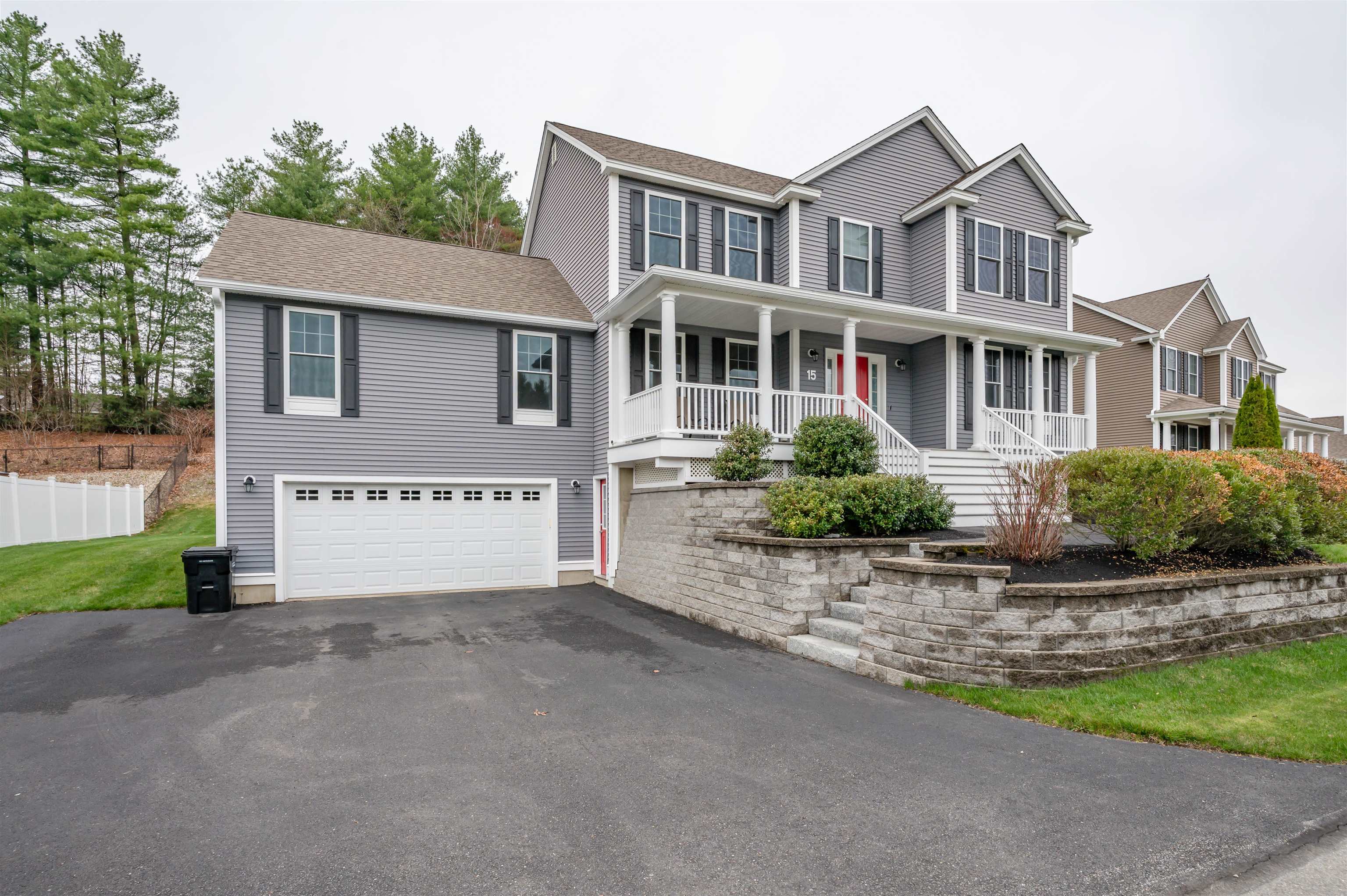 15 Schwinn Dr, Nashua, NH 03062