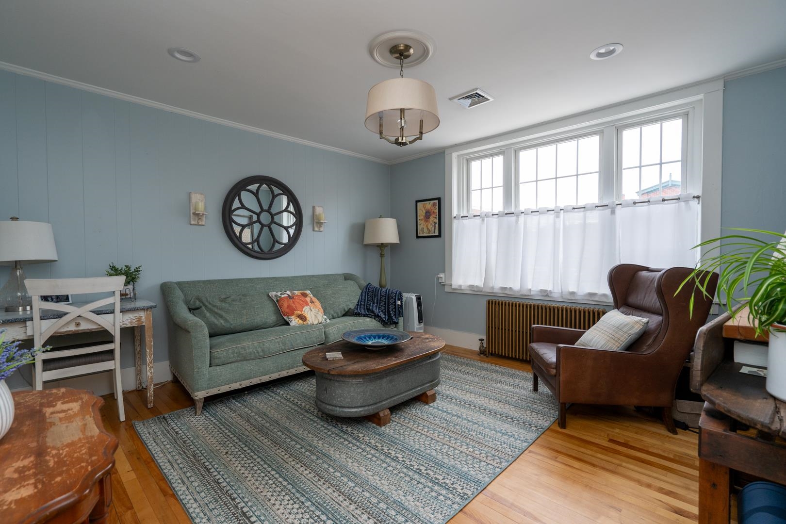 359 Central St, Franklin, NH 03235