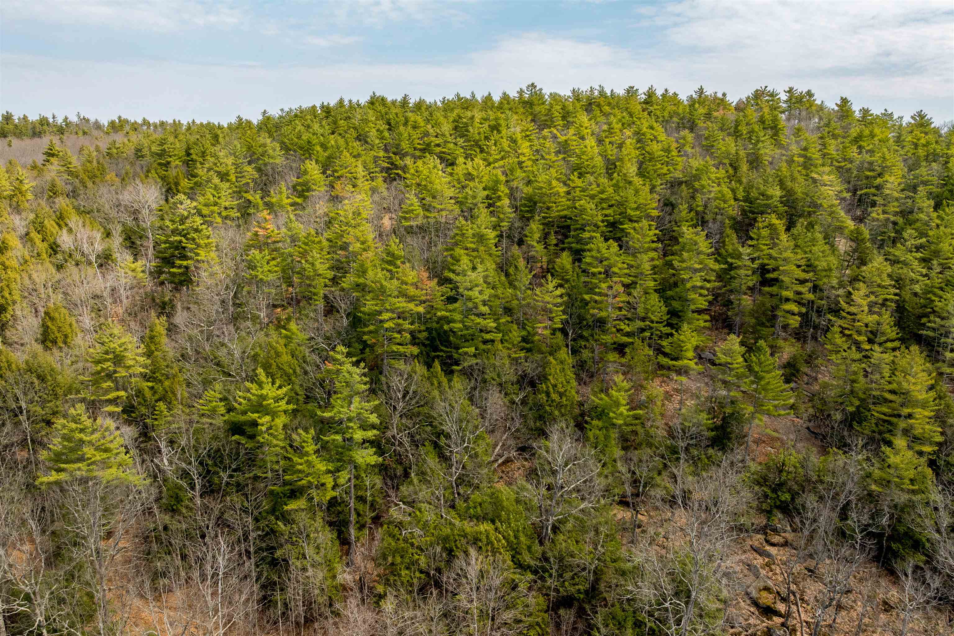 0000 South Main St, Newport, NH 03773