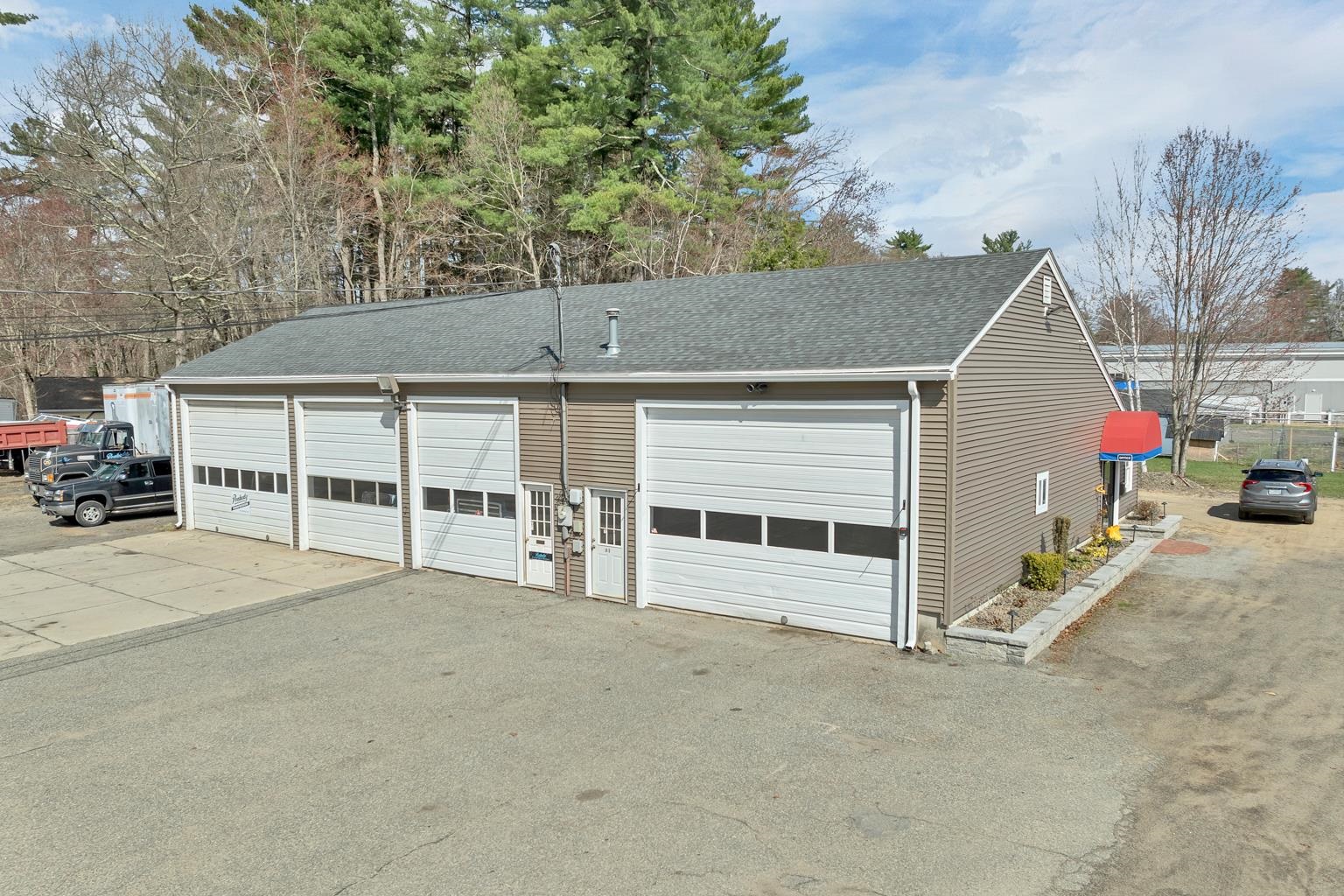 14 Danville Rd, Plaistow, NH 03865