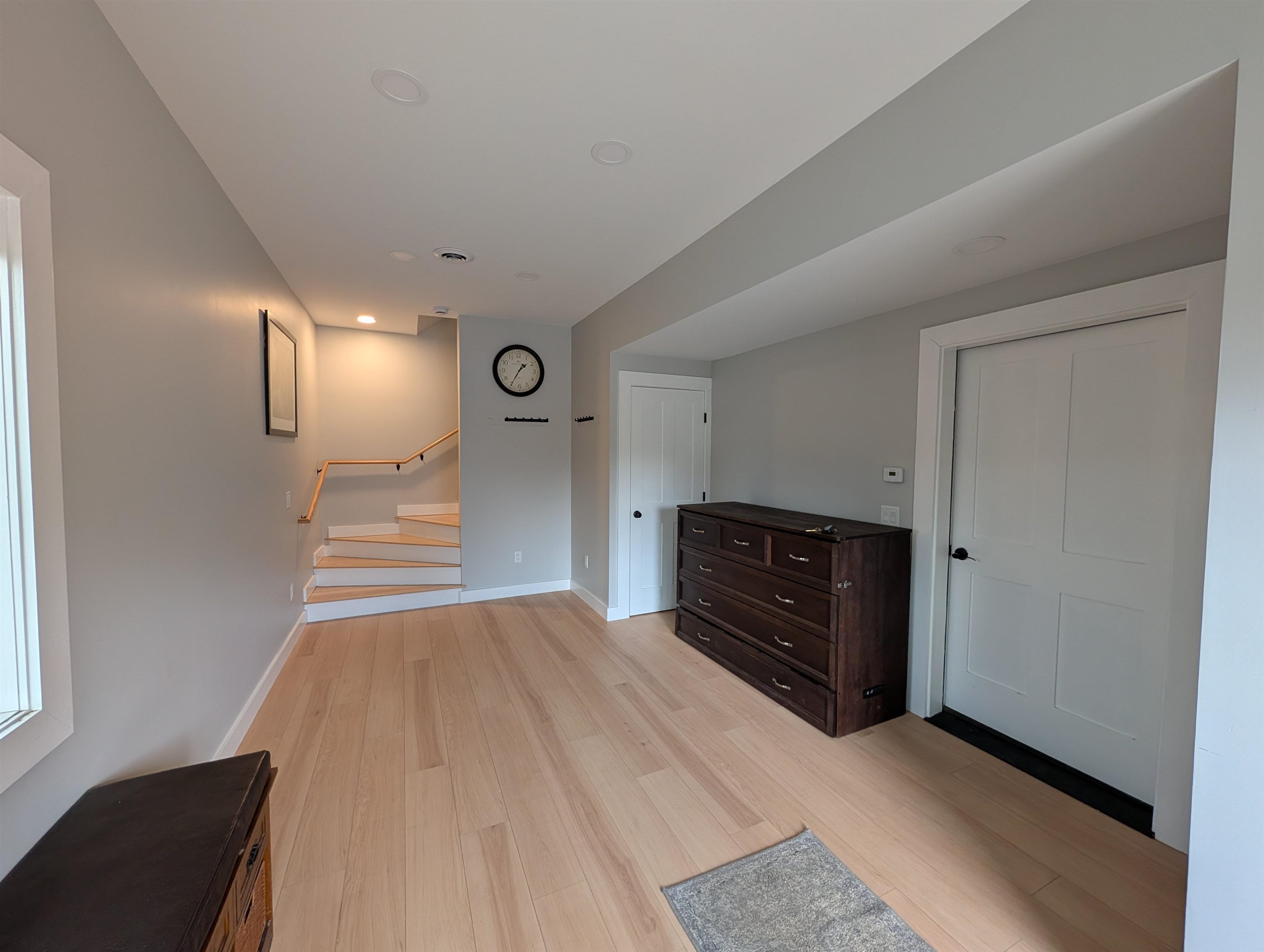 Entry way with murphy bed