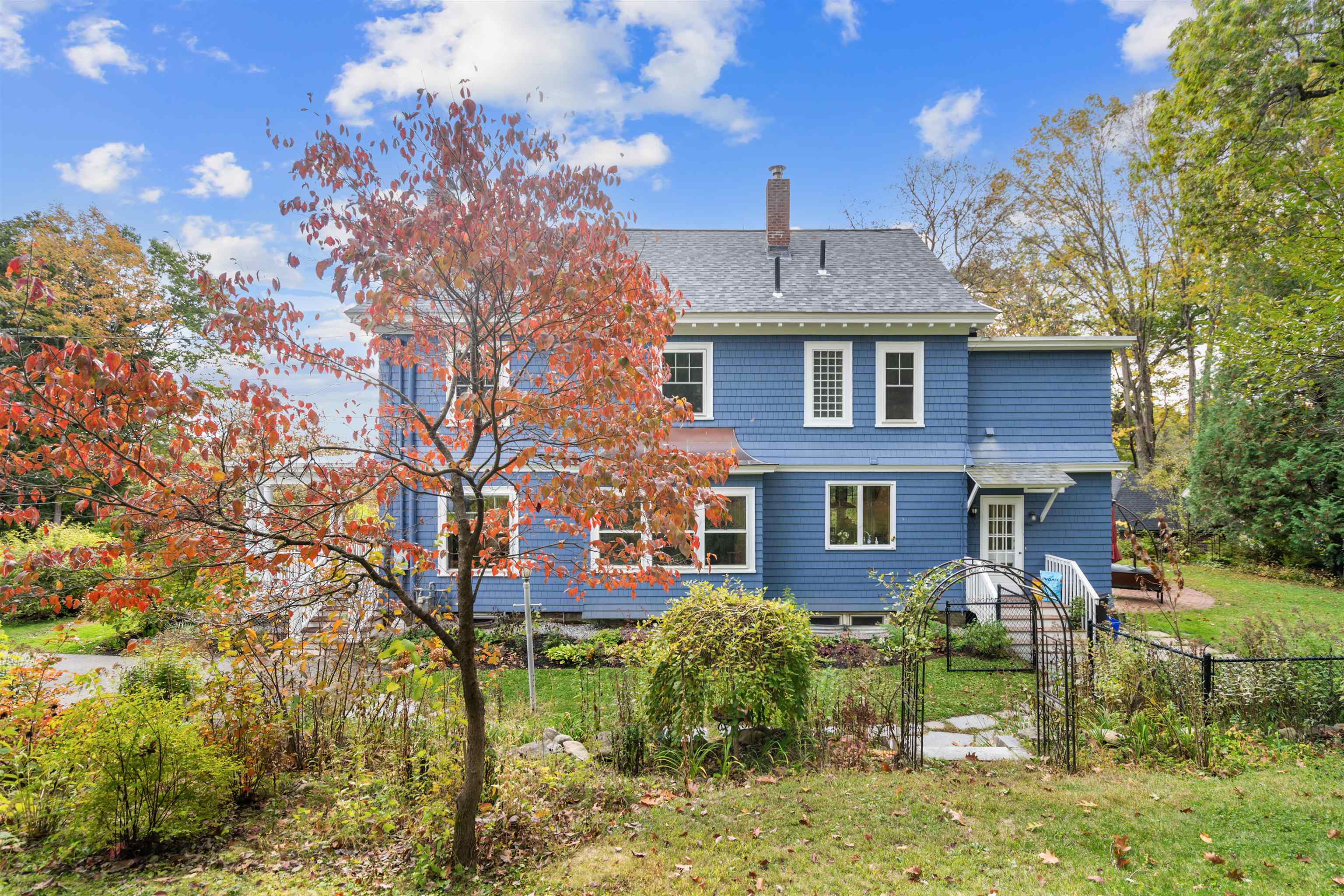 1 Kensington Rd, Concord, NH 03301