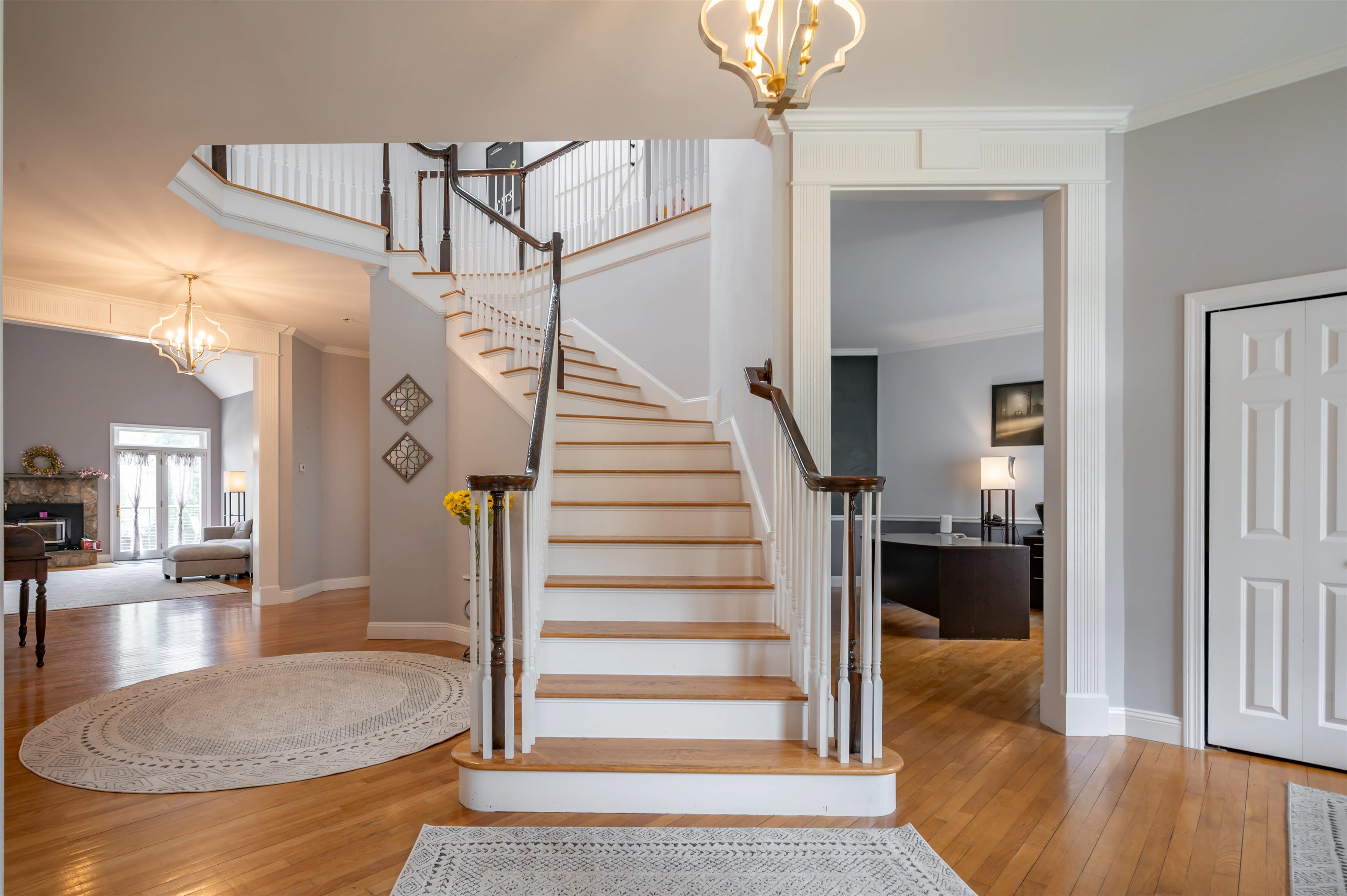 3 Foxberry Dr, New Boston, NH 03070