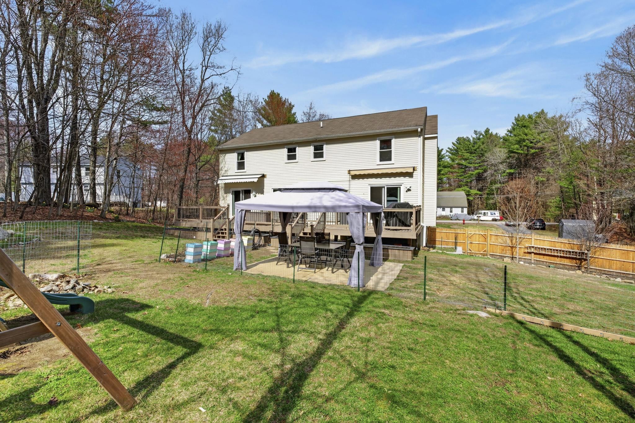 158 Tina Dr, Pembroke, NH 03275