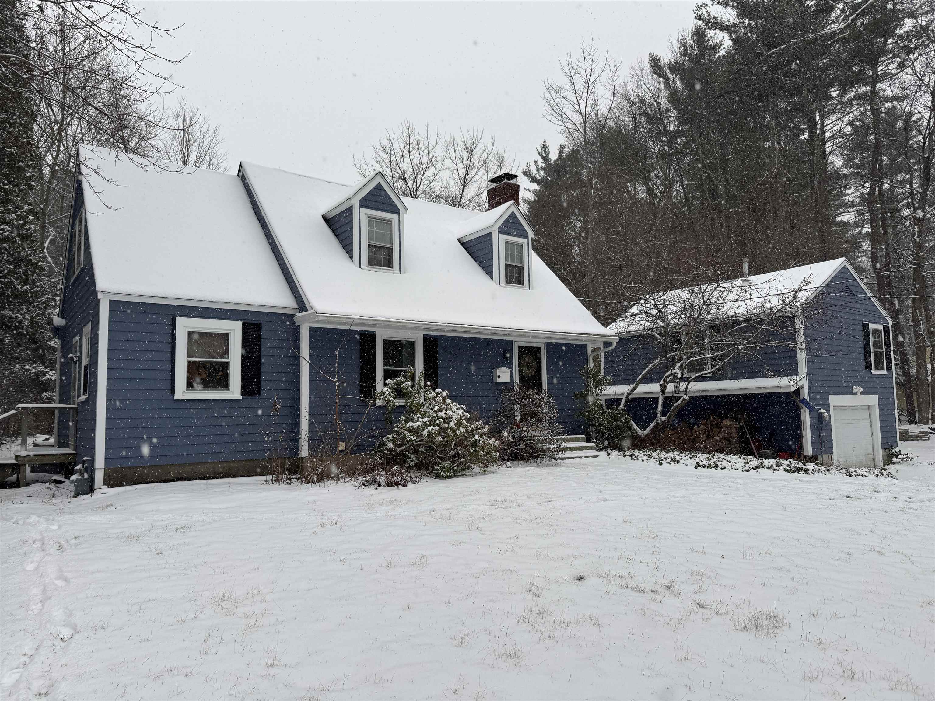 26 Edgewood Rd, Durham, NH 03824