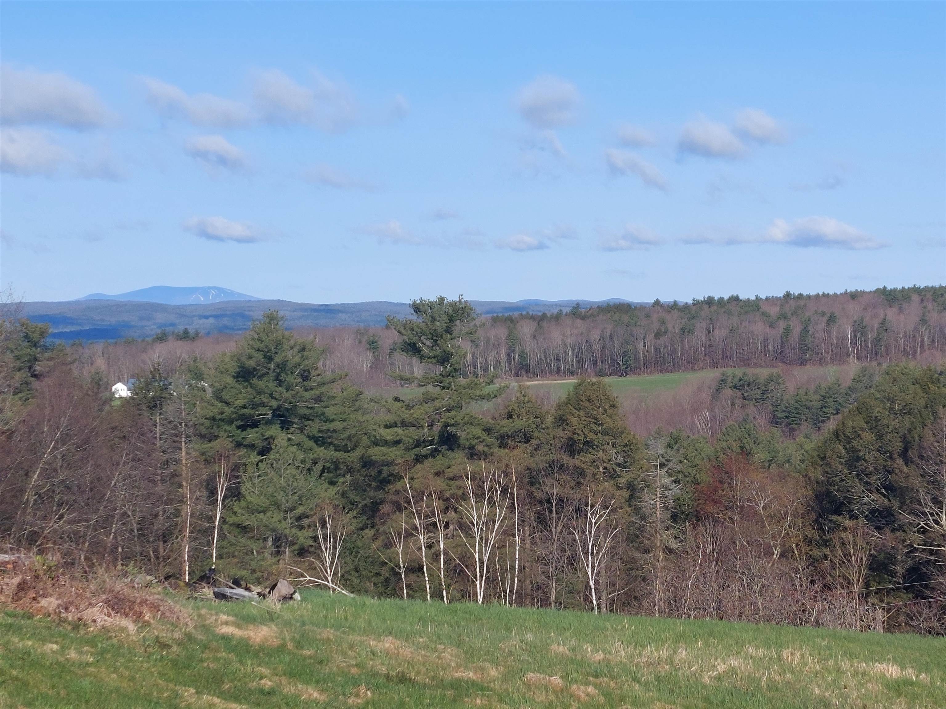 Barnett Hill Rd, Walpole, NH 03608