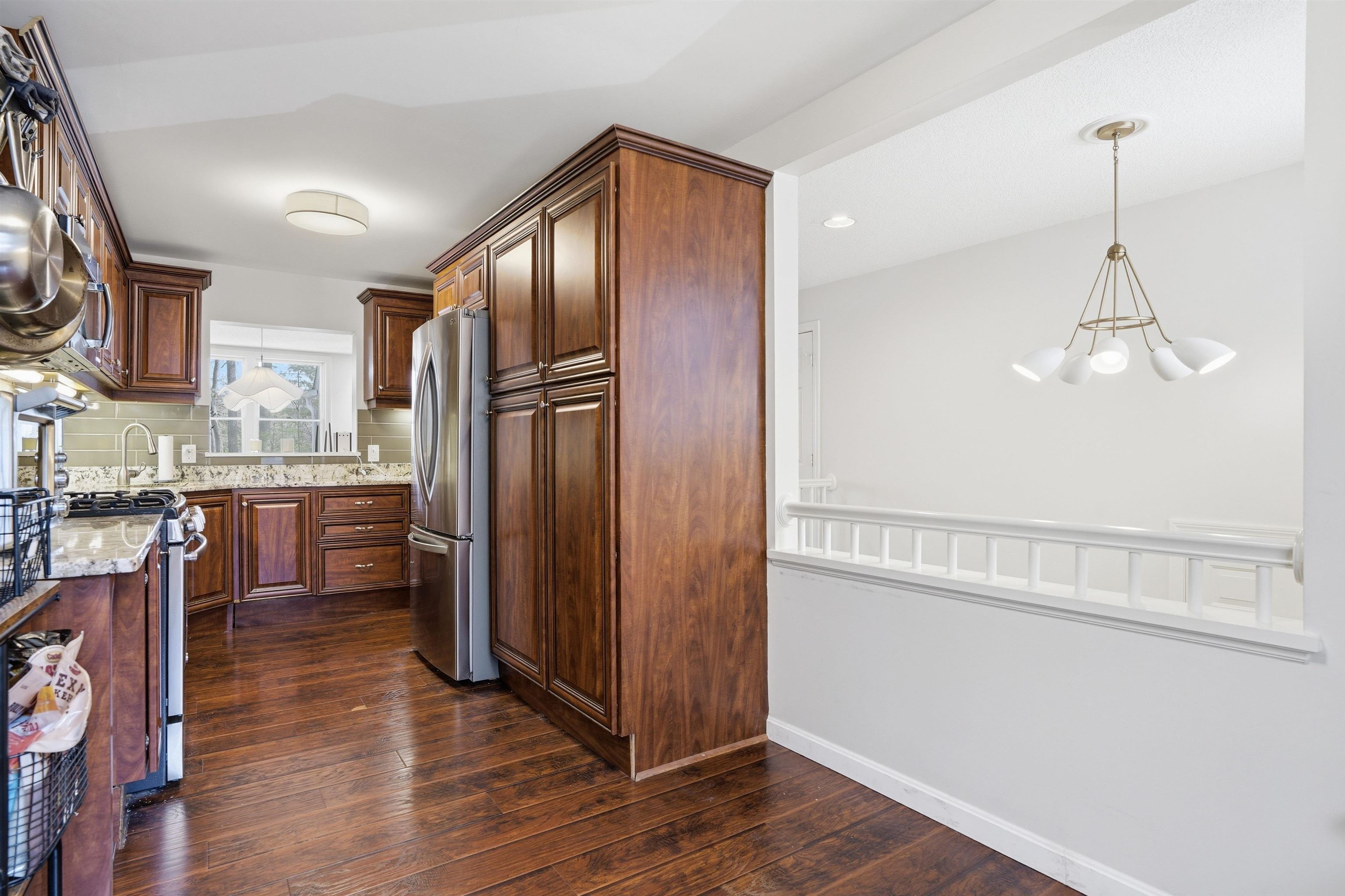 67 Cherry Hollow Rd, Nashua, NH 03062