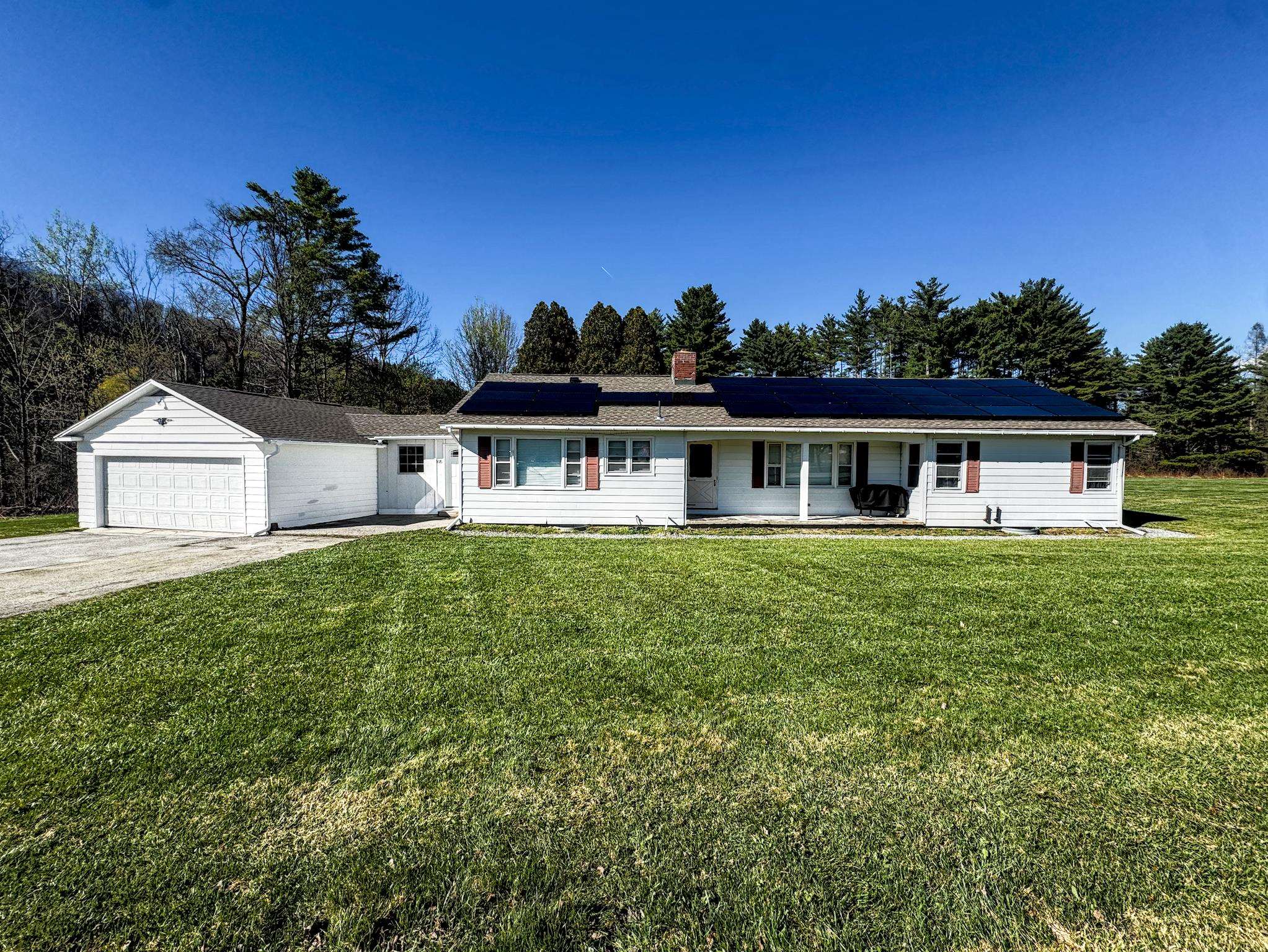 Pownal VT&nbsp;Home for sale $$329,000 $181 per sq.ft.