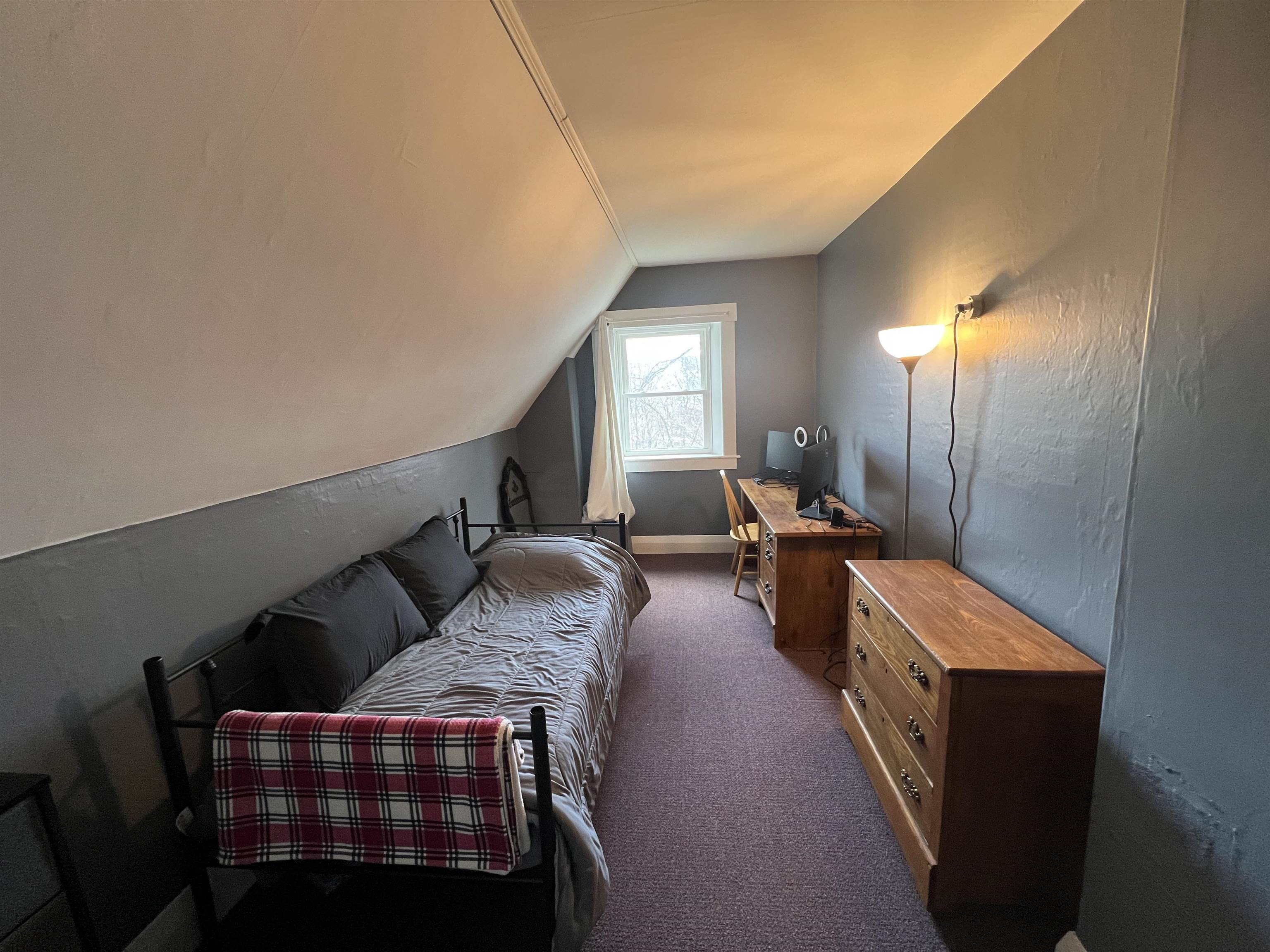 2710 Dartmouth College Hw, Haverhill, NH 03774