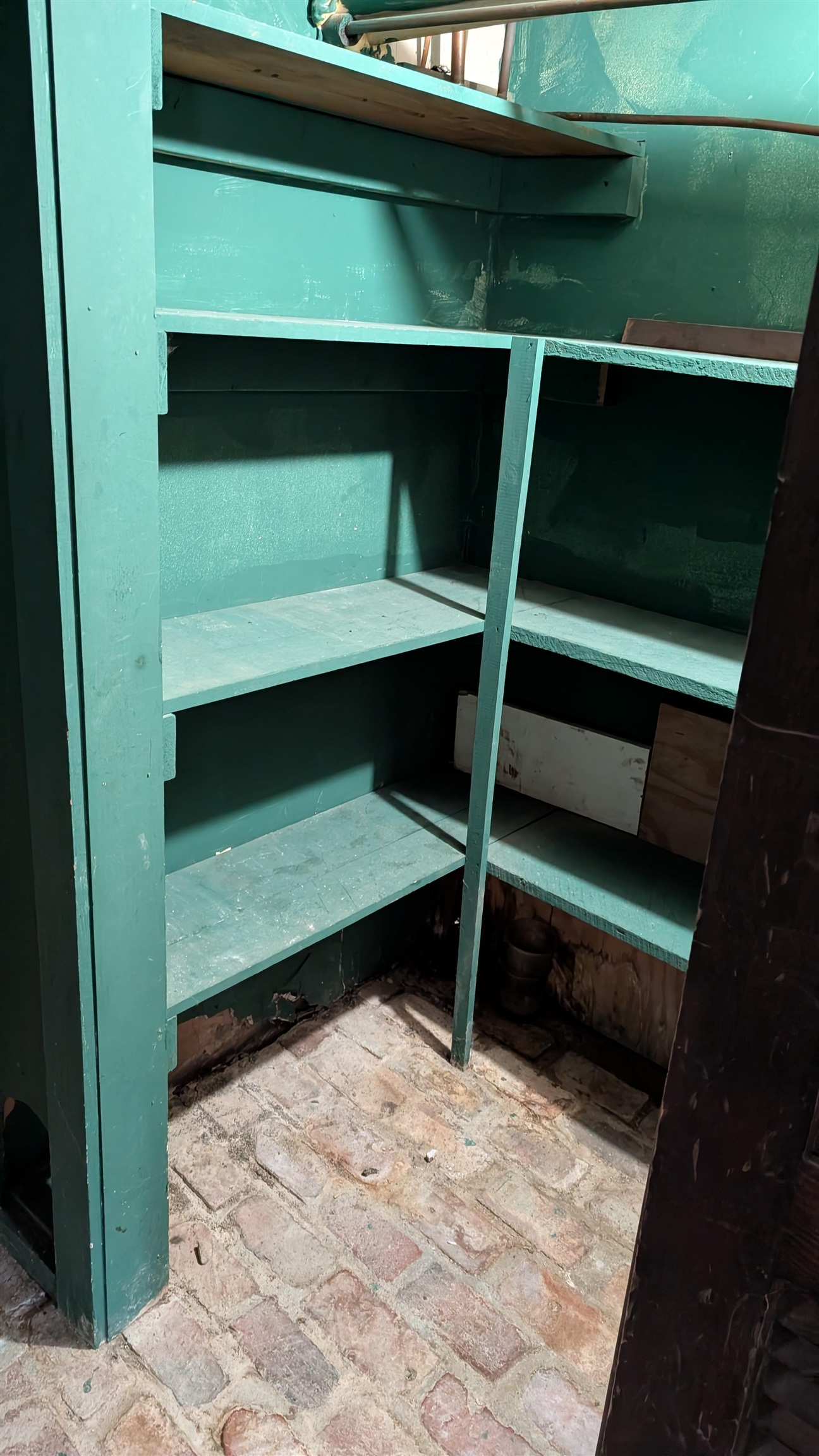 281 Hodgdon Rd, Weare, NH 03281