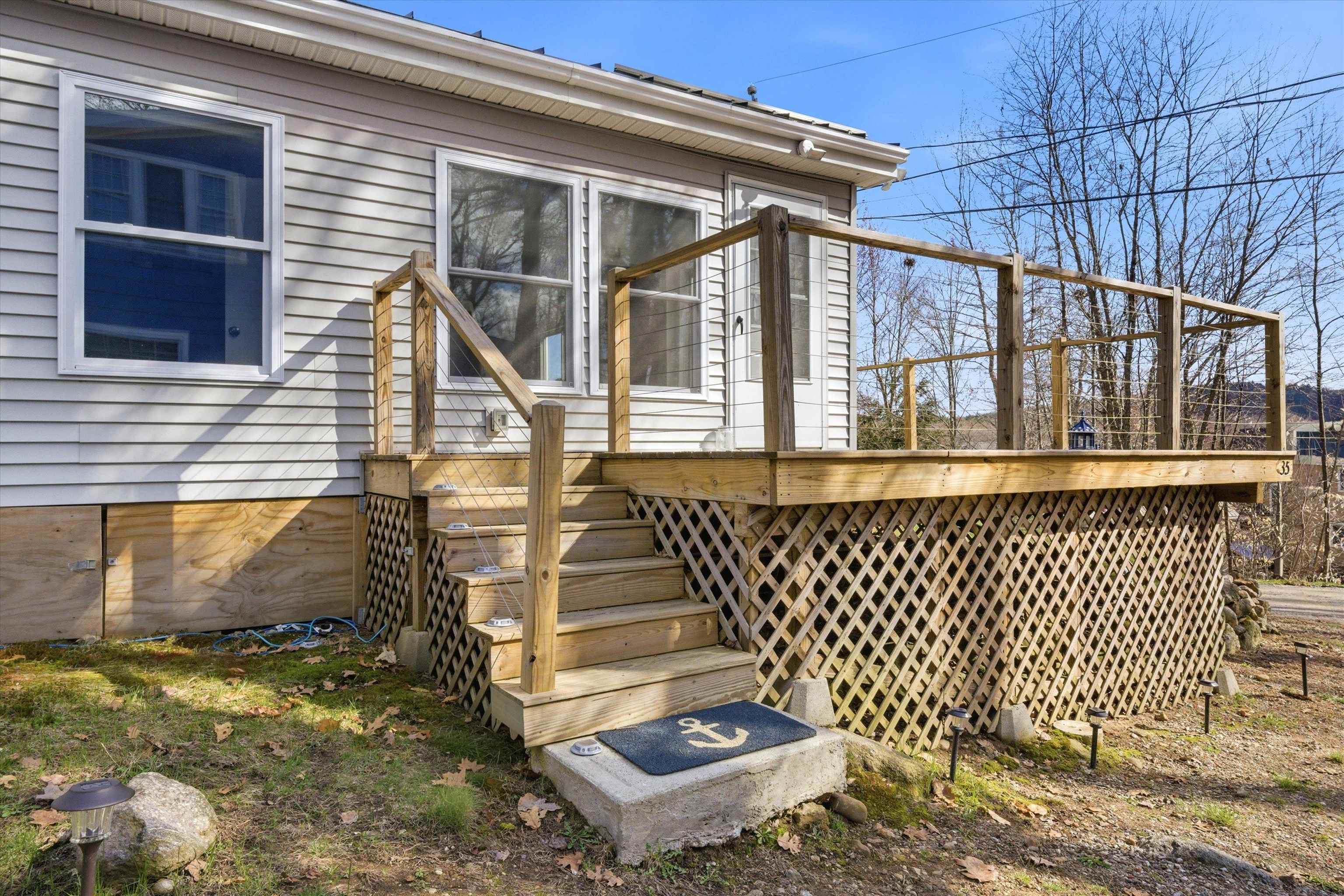 35 Lake Rd, Epsom, NH 03234