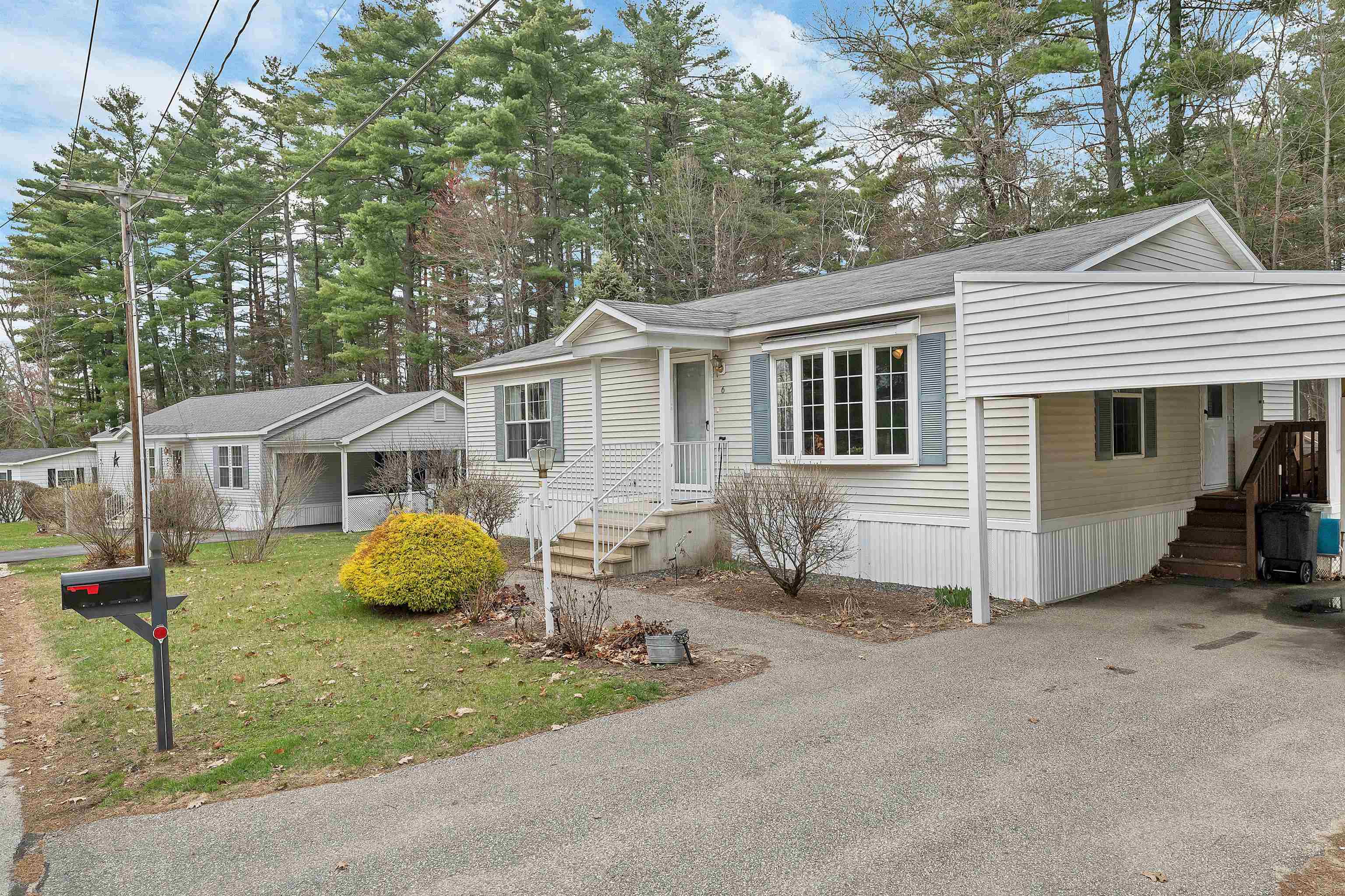 6 Centerwood Dr, Concord, NH 03301