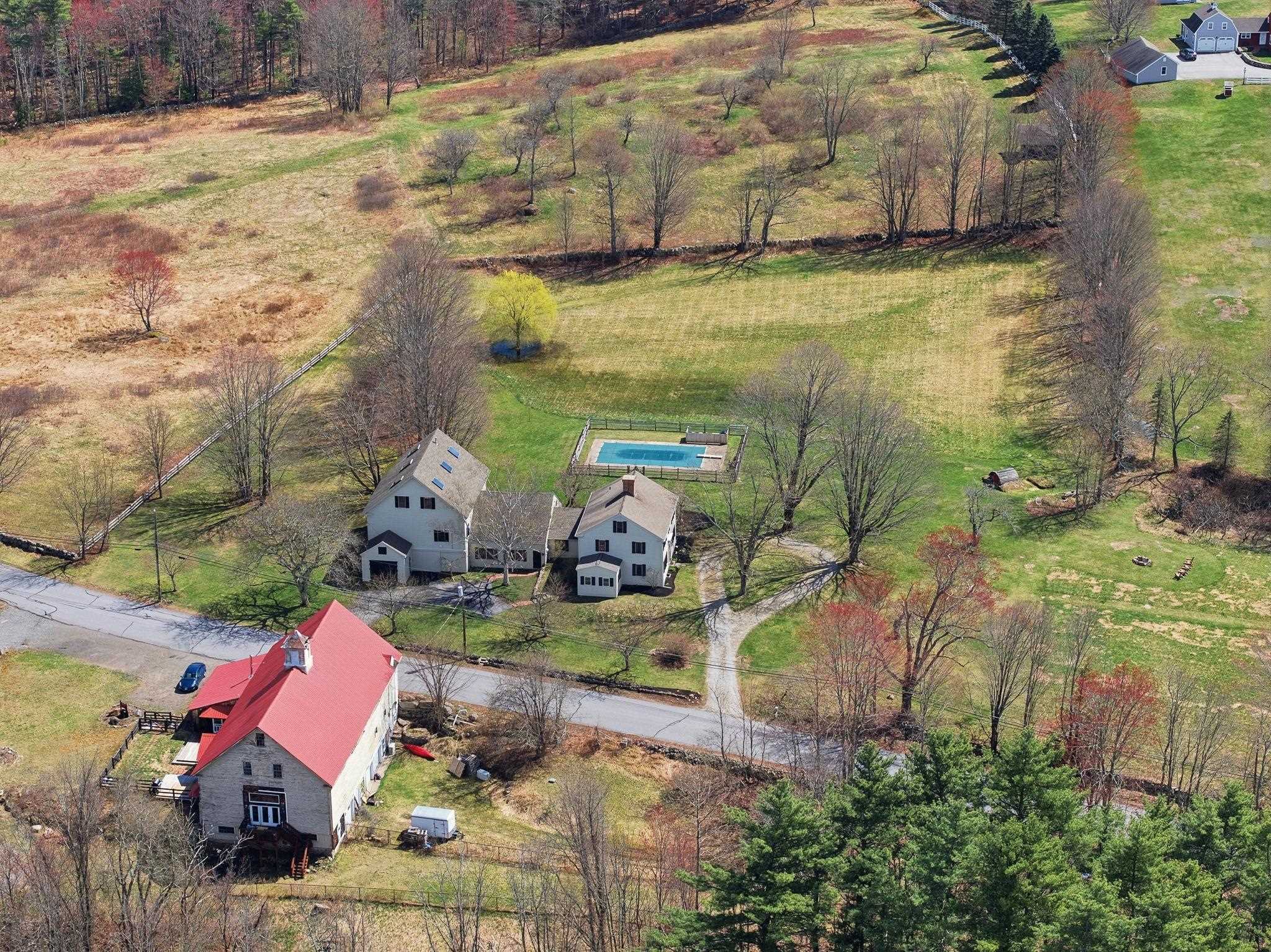 5 Old Manchester Rd, Amherst, NH 03031