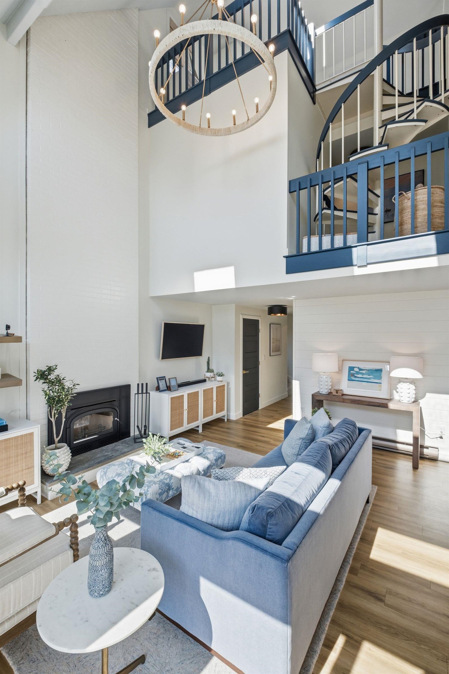 52 Gables Dr, Laconia, NH 03246