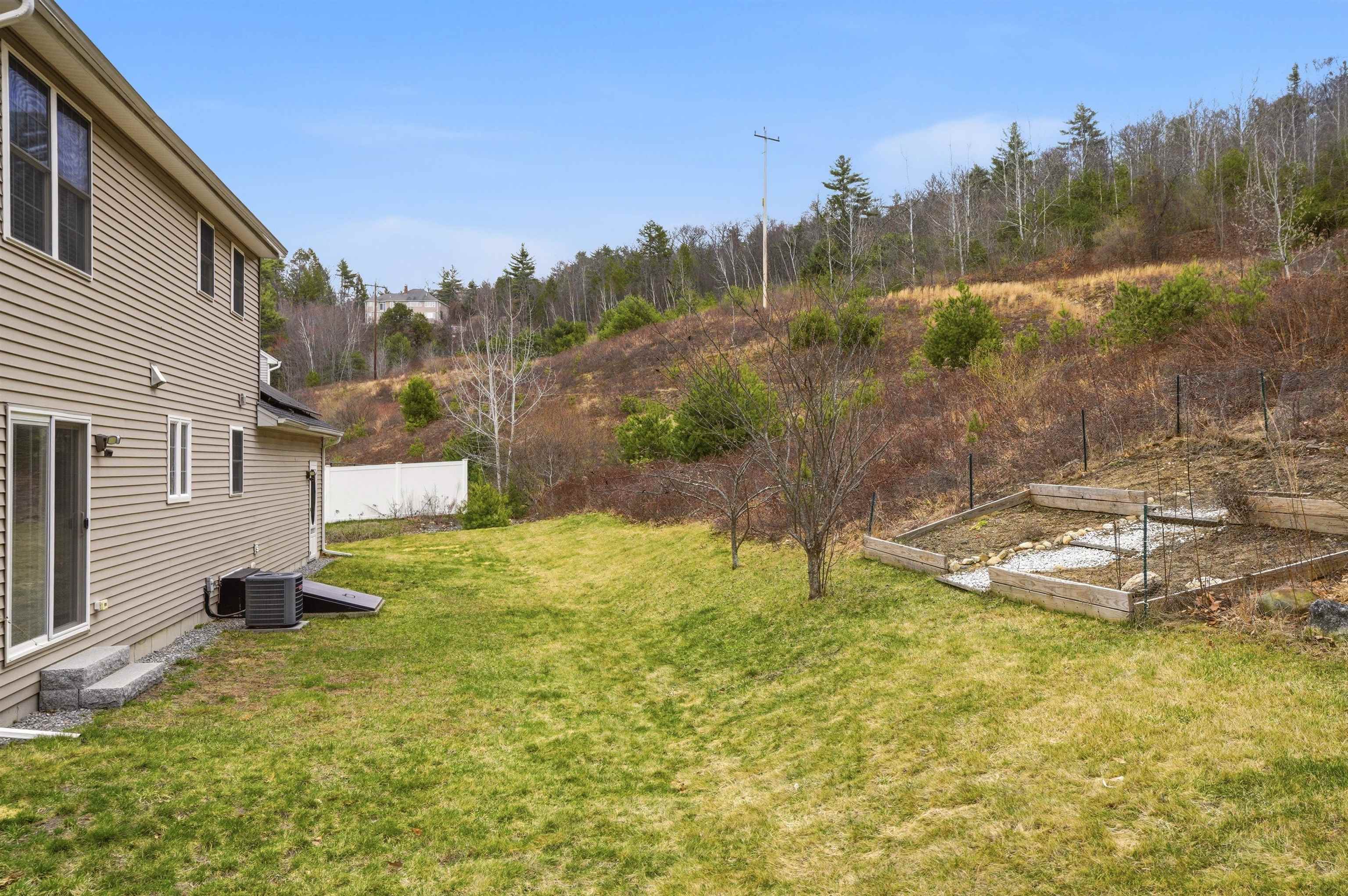 18 Richfield Way, Wilton, NH 03086