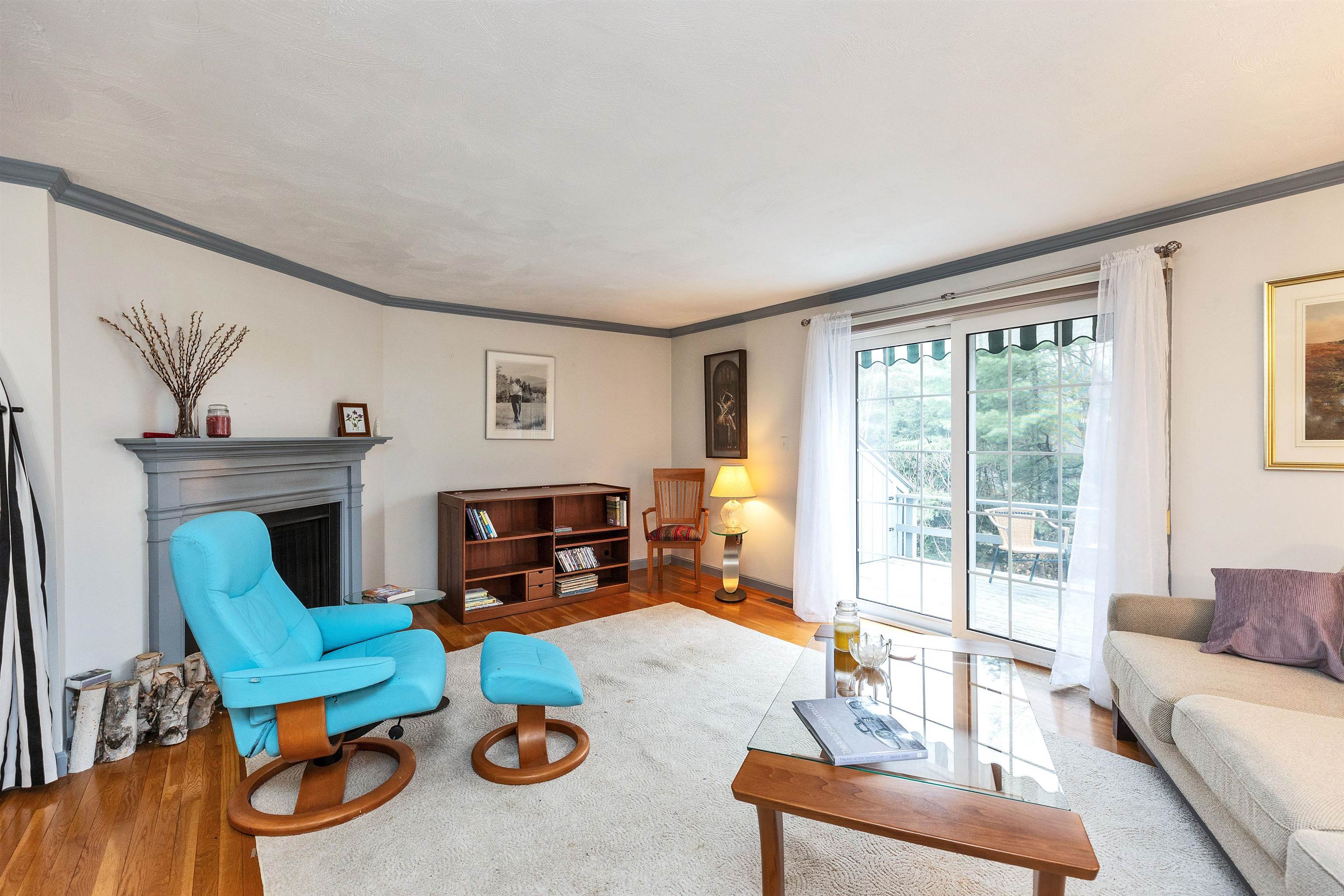 7 Governor Sq, Peterborough, NH 03458