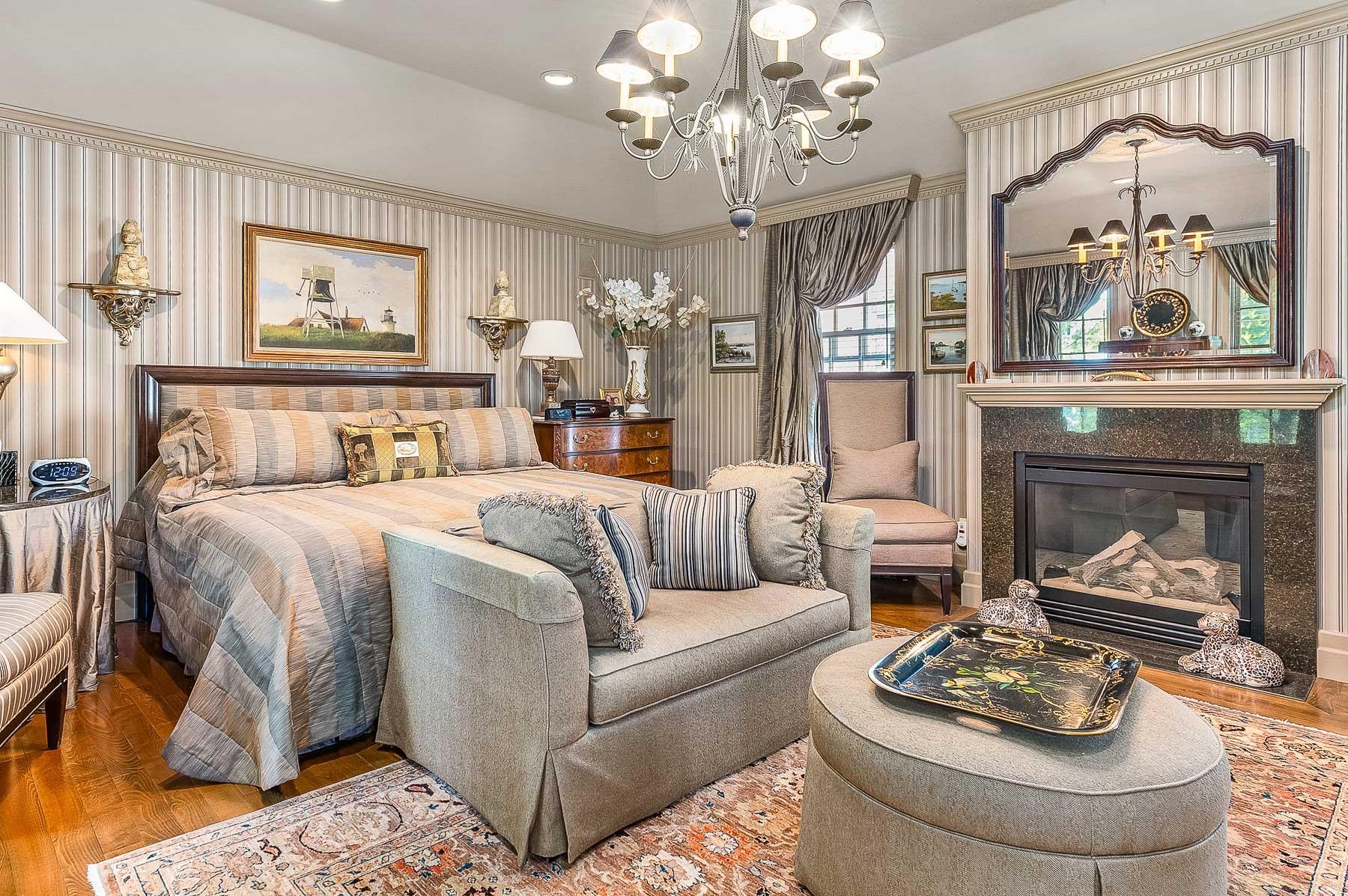 20 Atkinson St, Portsmouth, NH 03801