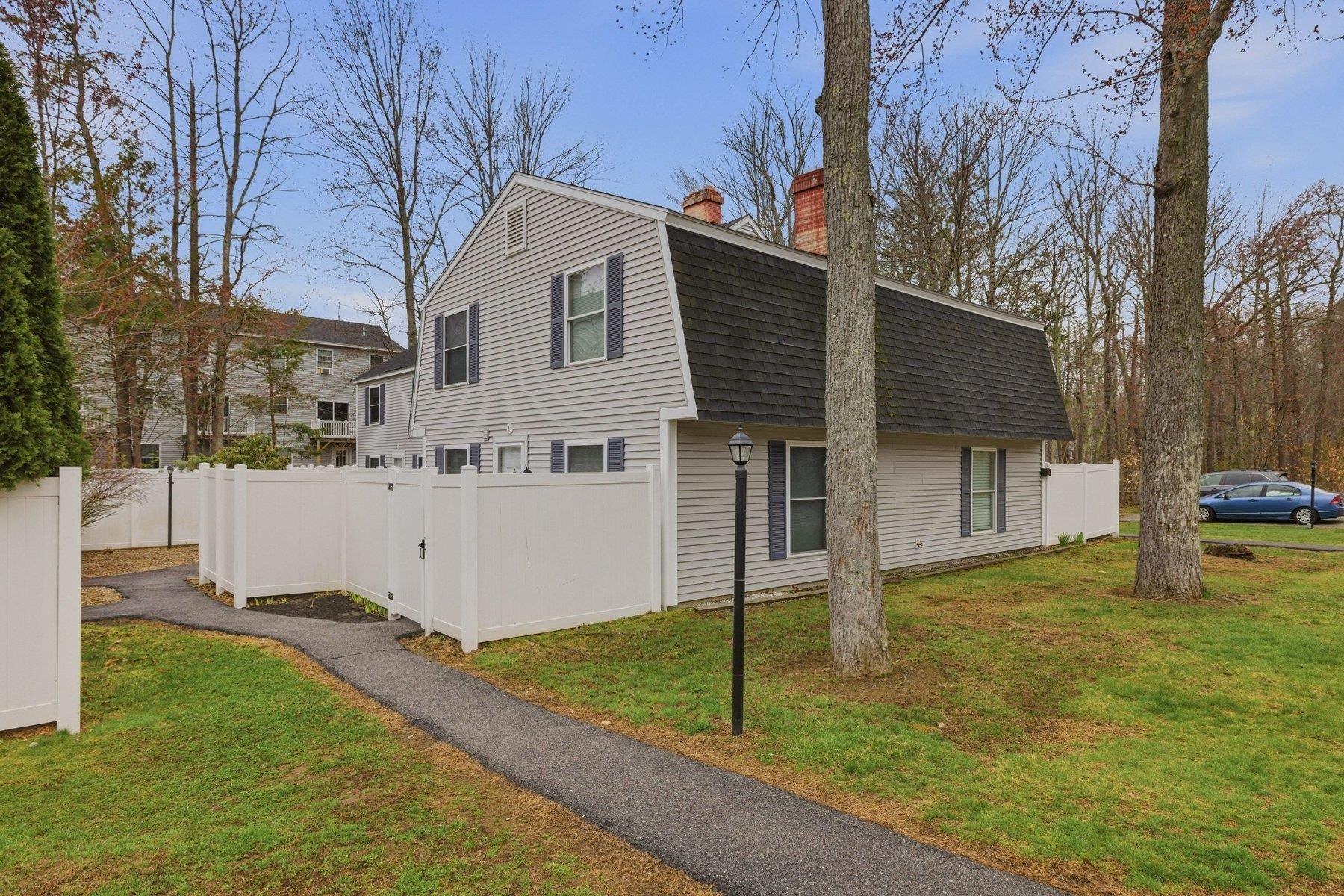 4 Hemlock Forest, Dover, NH 03820