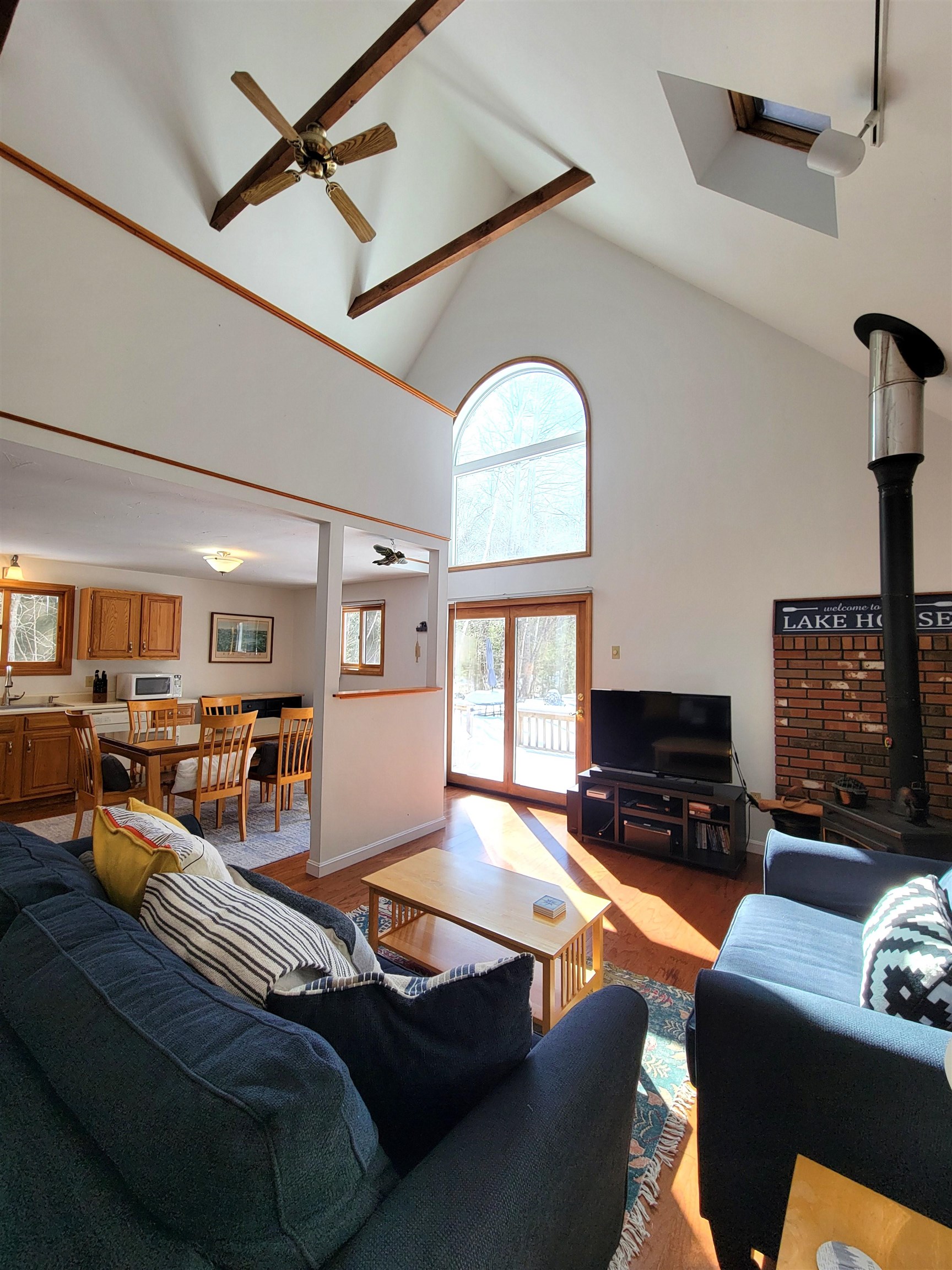 52 Geneve St, Moultonborough, NH 03254