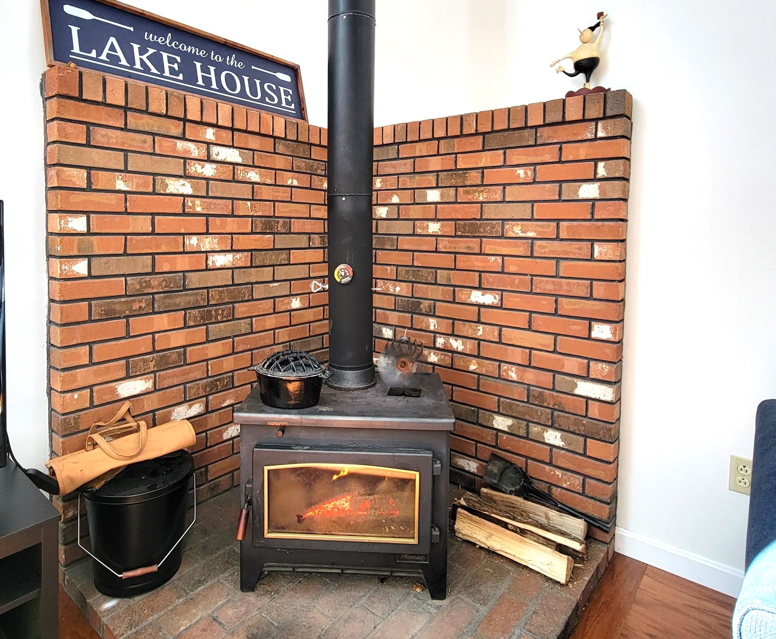 52 Geneve St, Moultonborough, NH 03254