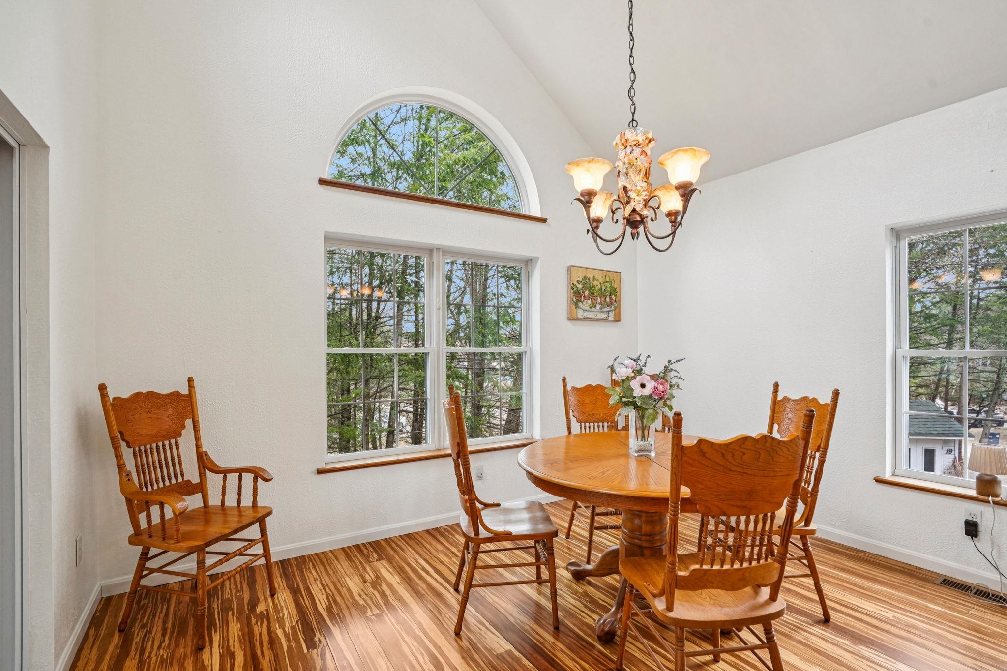 19 G H Carter Dr, Danville, NH 03819