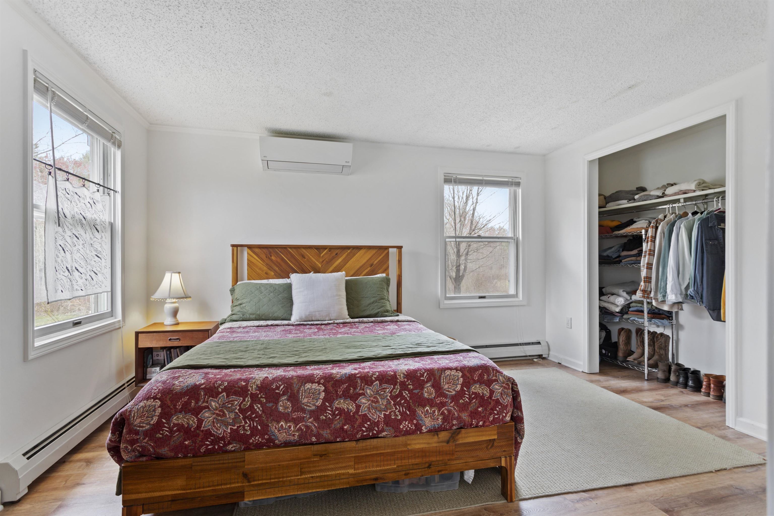 52 Sanborn Rd, East Kingston, NH 03827