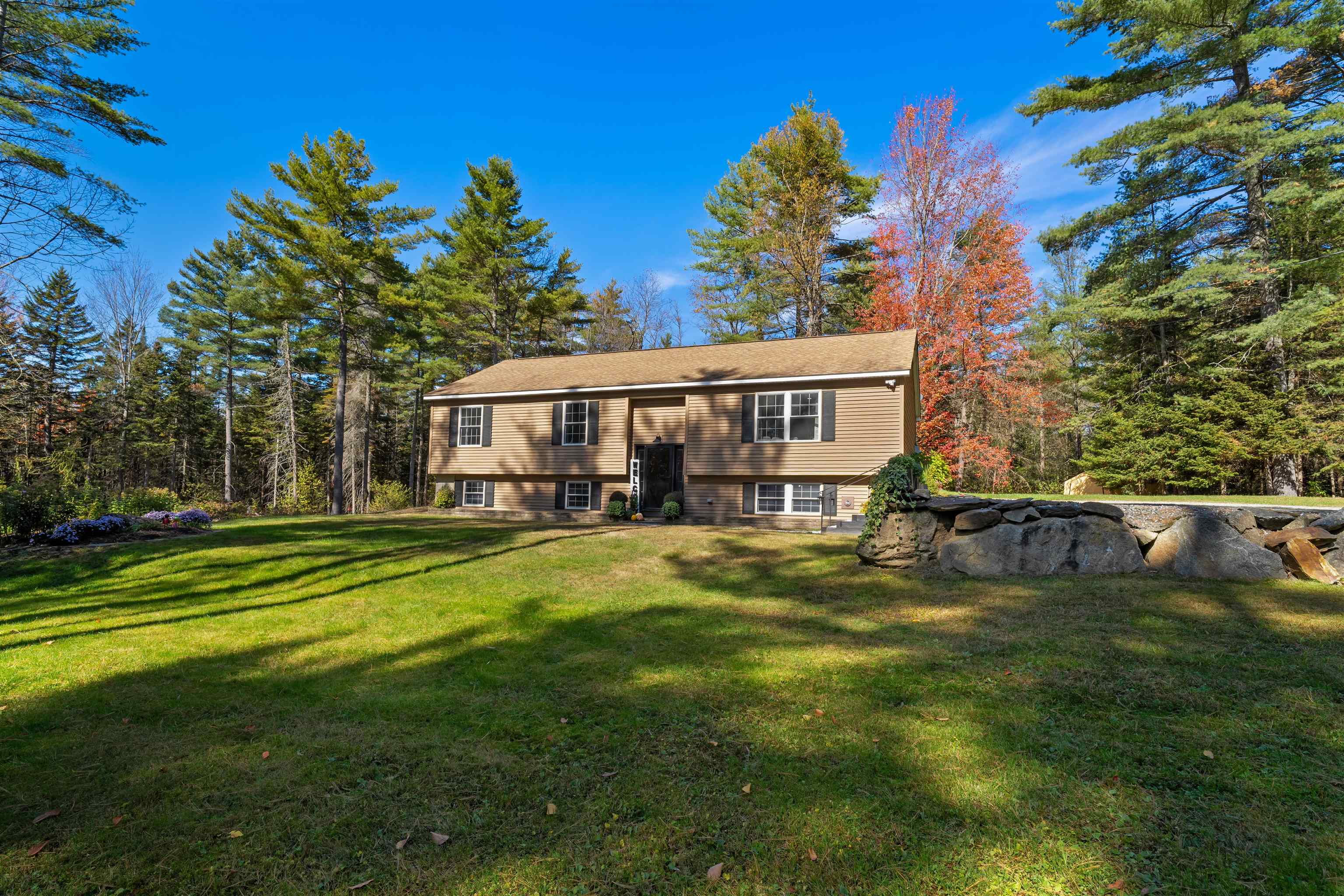 362 Hardy Hill Rd, Grafton, NH 03240
