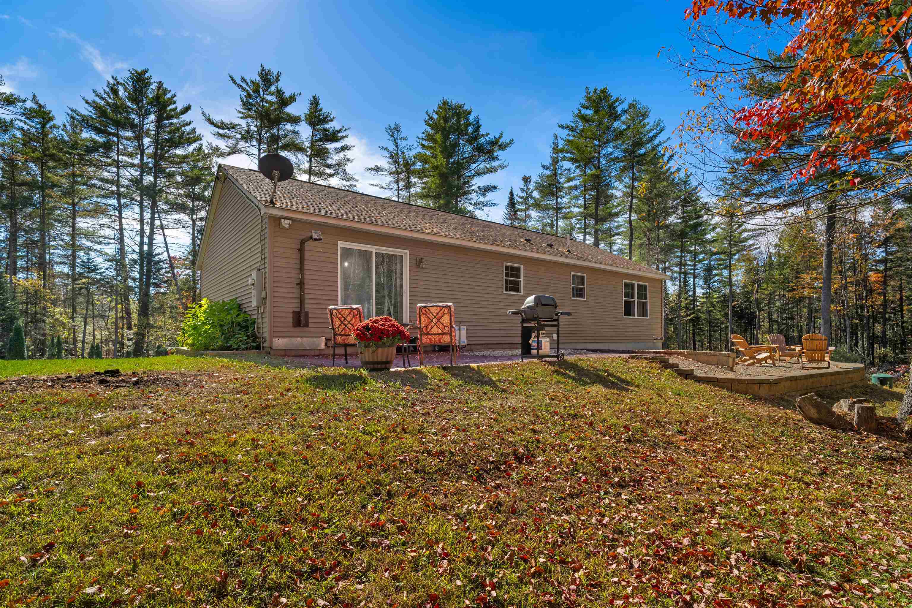 362 Hardy Hill Rd, Grafton, NH 03240