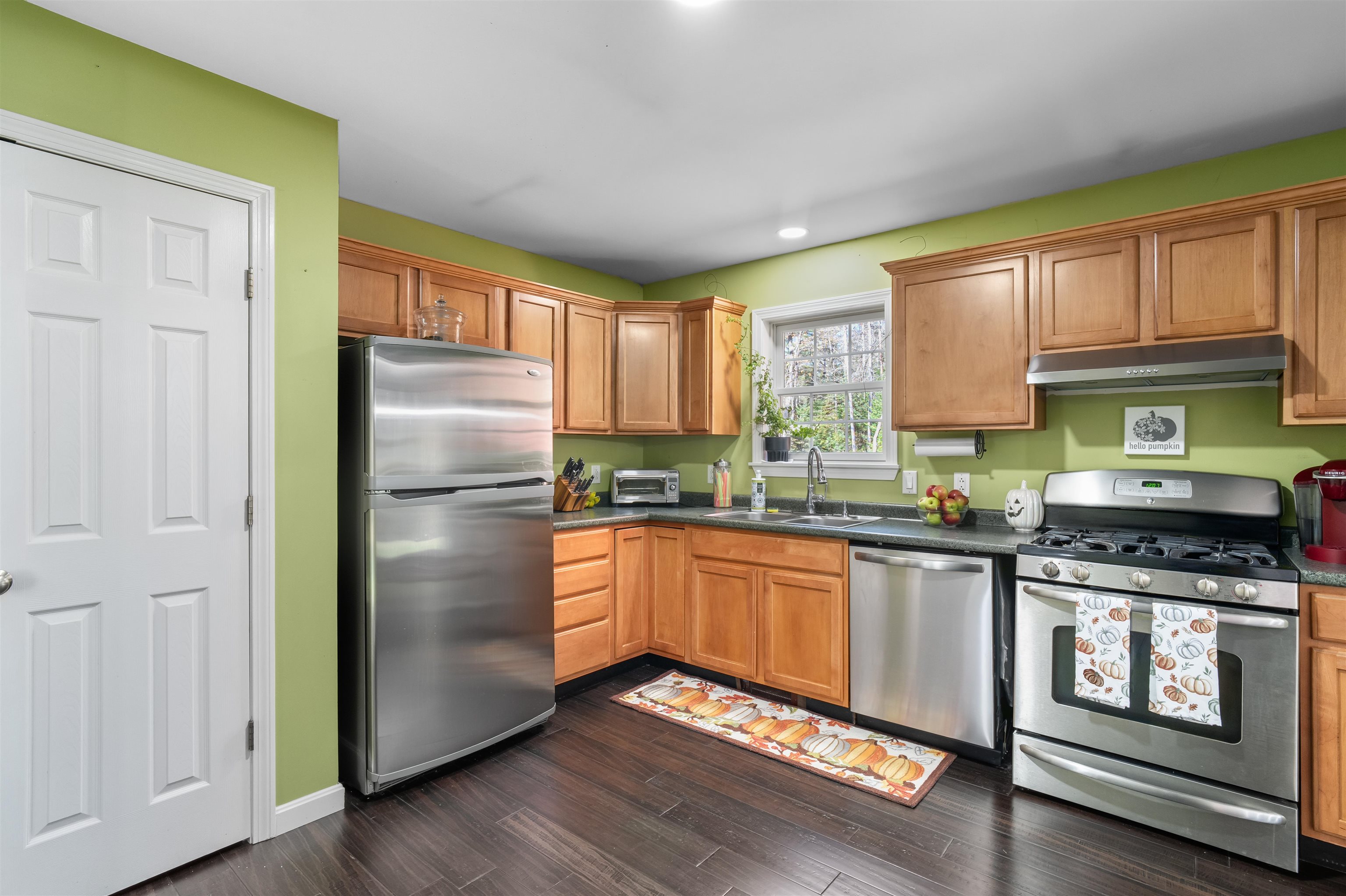 362 Hardy Hill Rd, Grafton, NH 03240