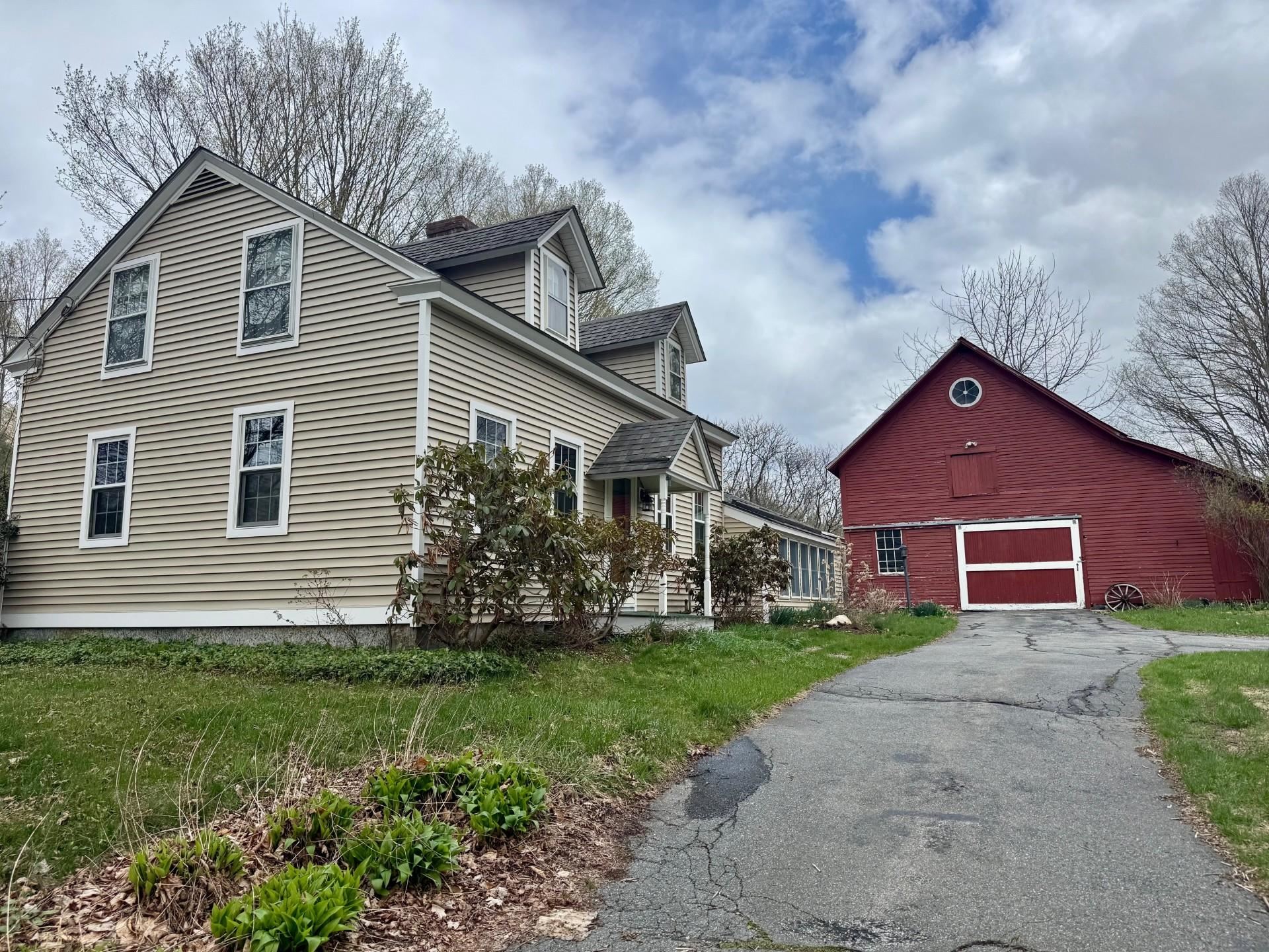 737 Route 63 , Westmoreland, NH 03467