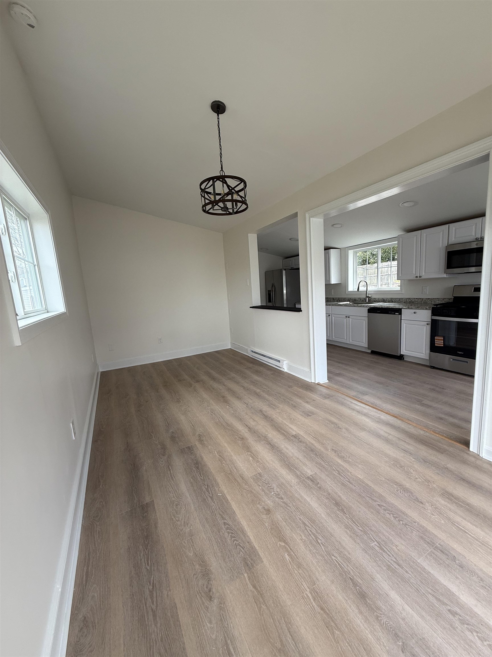 1338 Woodbury Ave, Portsmouth, NH 03801