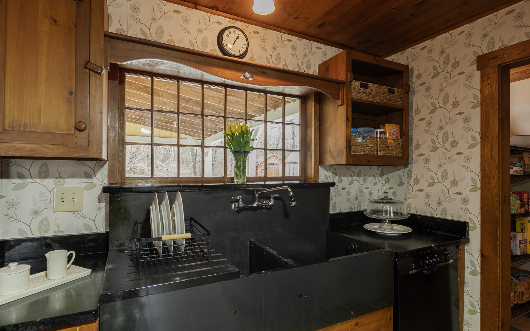 50 Converseville Rd, Rindge, NH 03461