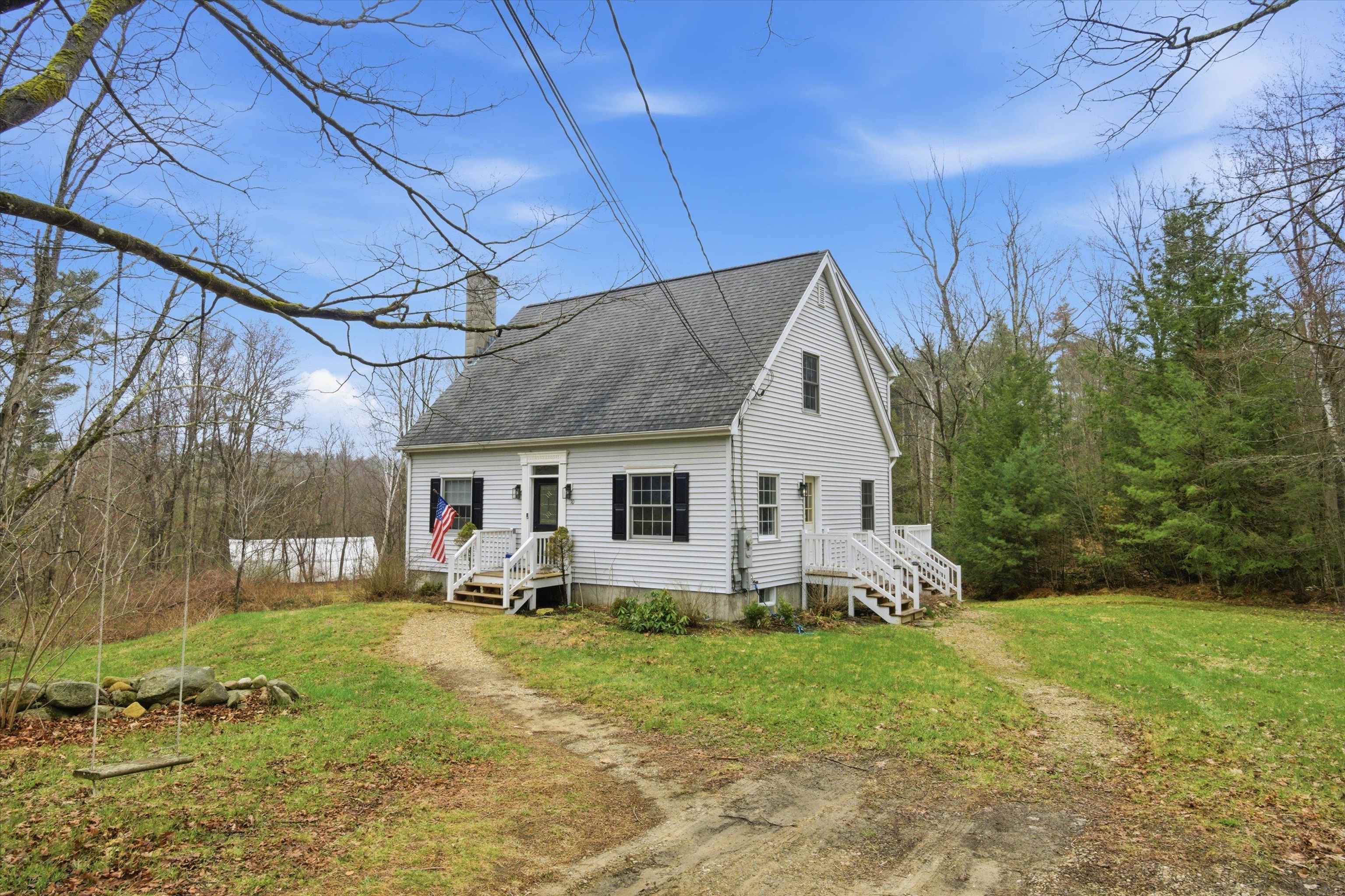 10 Upton Rd, Mont Vernon, NH 03057