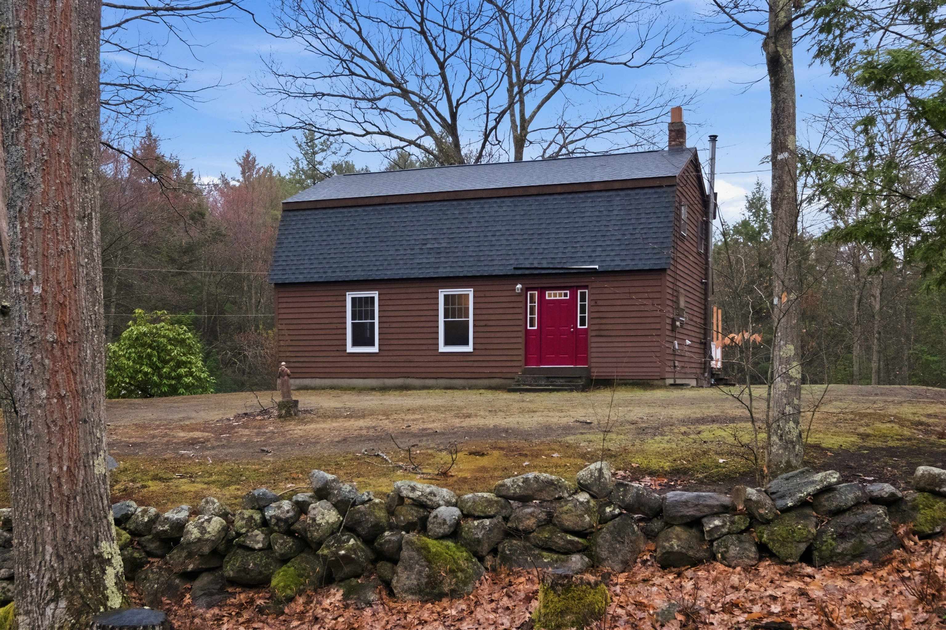 99 Hunt Hill Rd, Rindge, NH 03461
