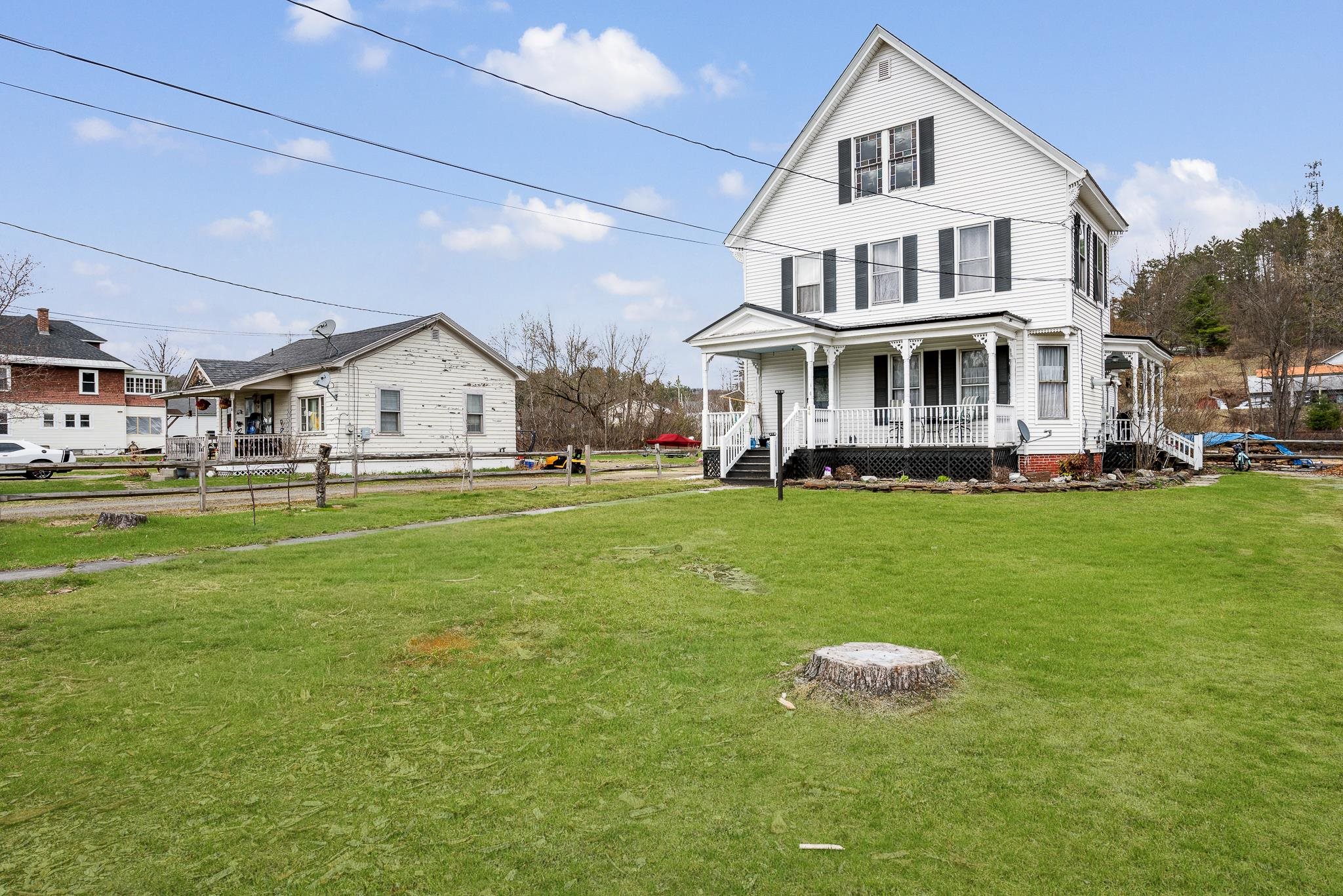 44 Main St, Stratford, NH 03590