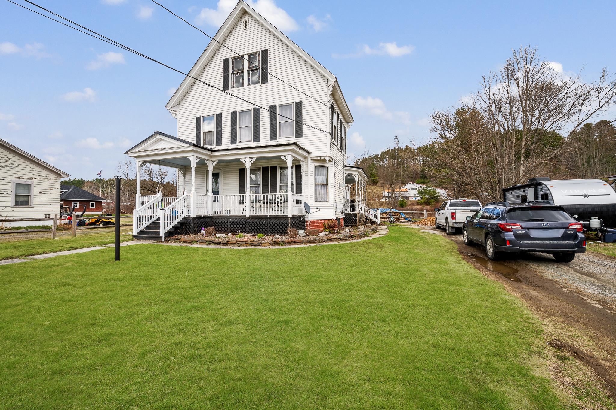 44 Main St, Stratford, NH 03590