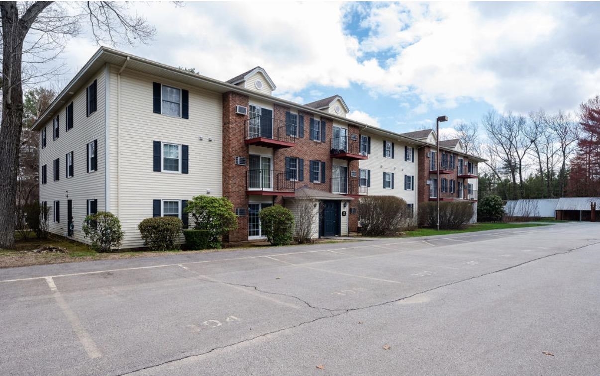 130 Endicott Street North — photo 3