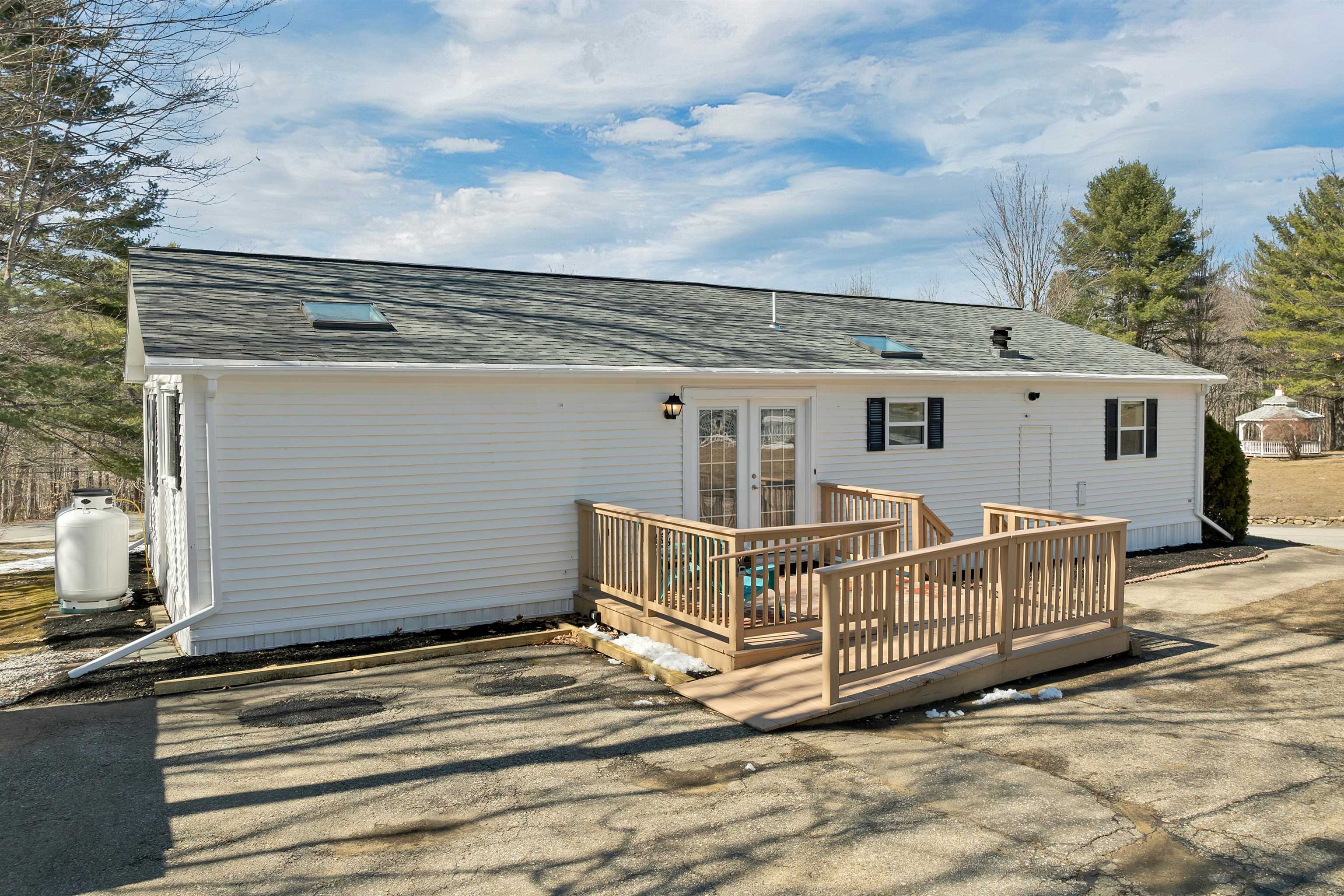 17 Justins Ct, Laconia, NH 03246