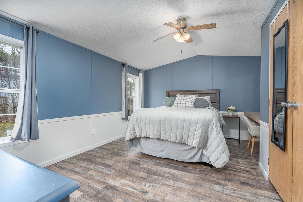 141 Estate Dr, Barrington, NH 03825