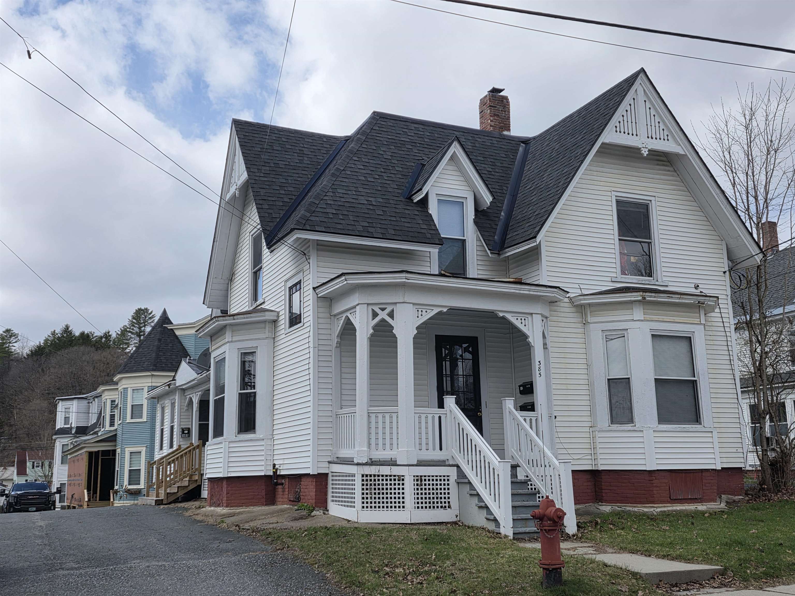 St. Johnsbury VT&nbsp;Multi Family for sale $$315,000 $109 per sq.ft.